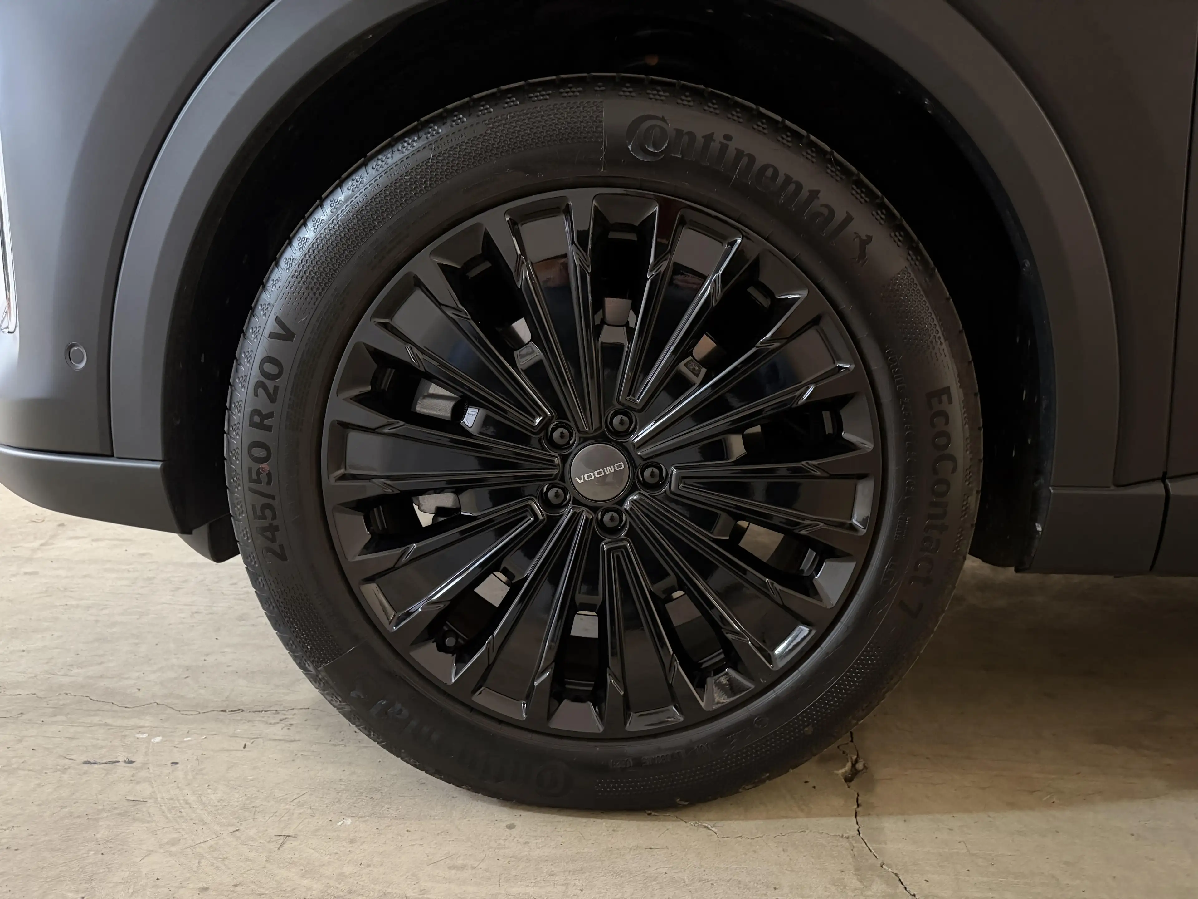 Omoda 9 SHS AWD PHEV Premium Black Edition — photo 4