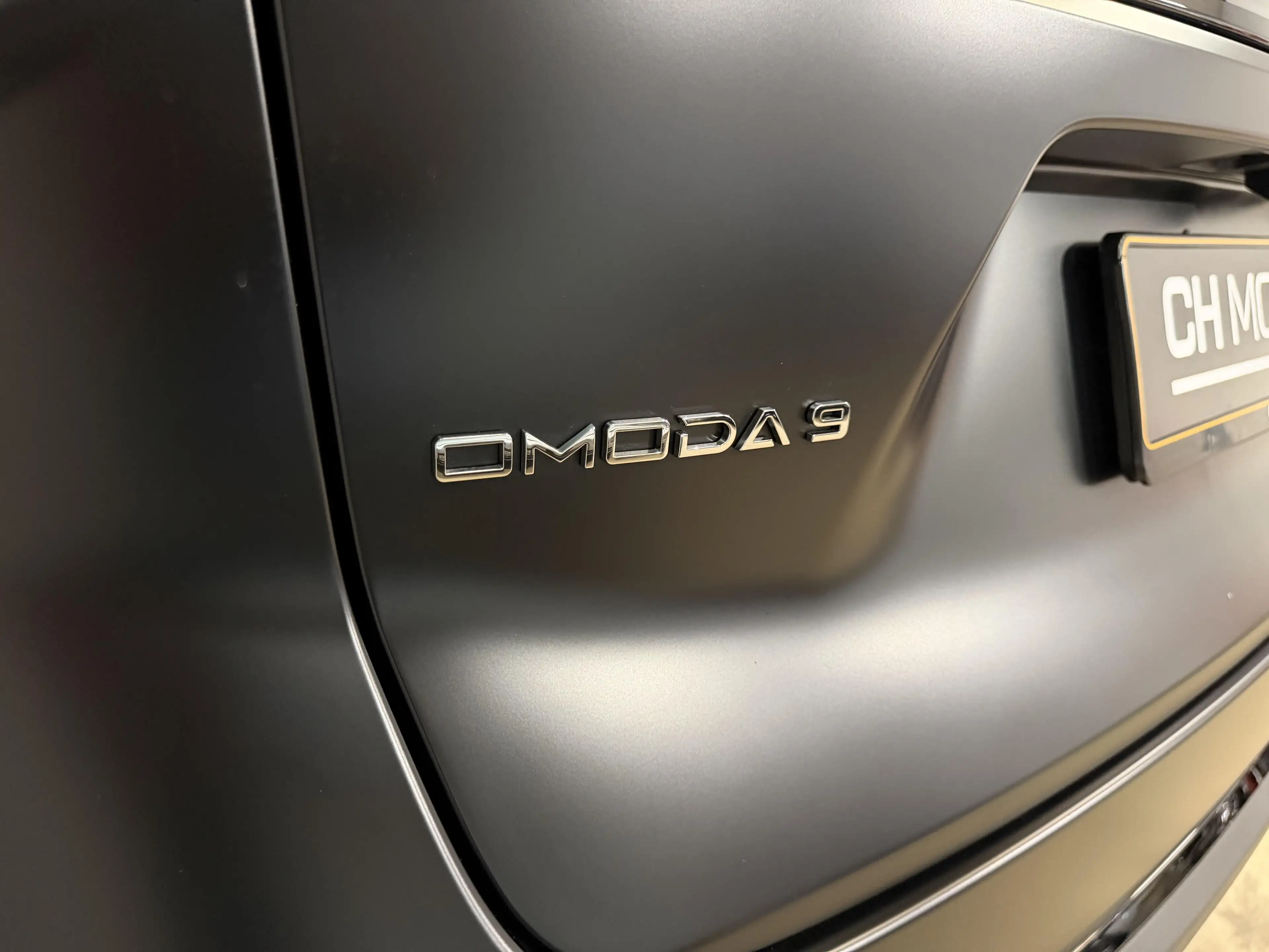 Omoda 9 SHS AWD PHEV Premium Black Edition — photo 9