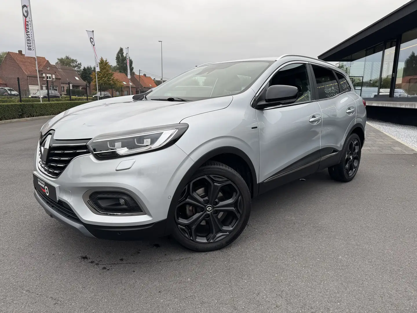 Renault Kadjar Kadjar Black edition/1eig/88000km/trekhaak/bose Plateado - 1