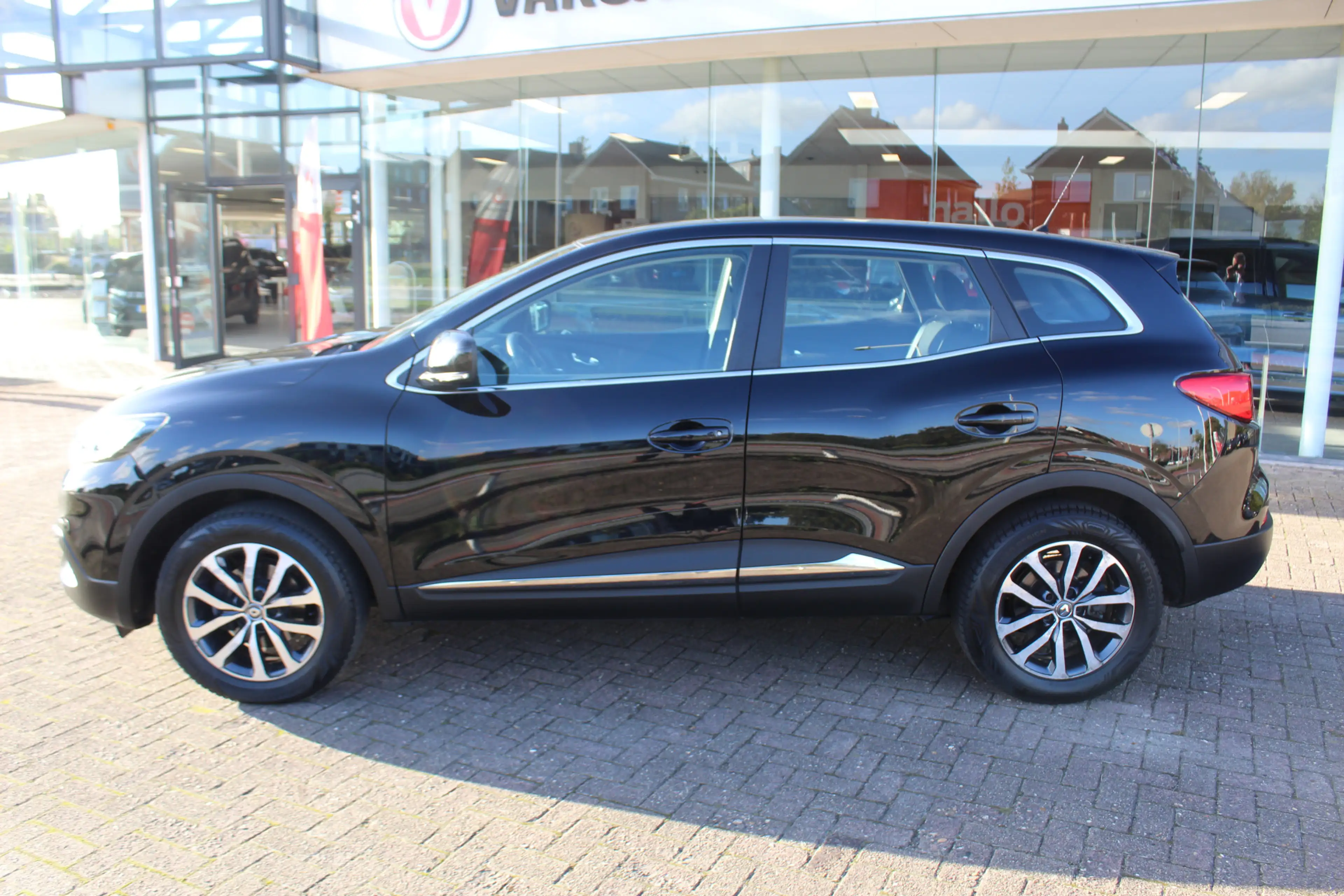 Renault Kadjar 1.2-130pk TCe Limited AUTOMAAT 1500kg Trekgewicht — photo 4