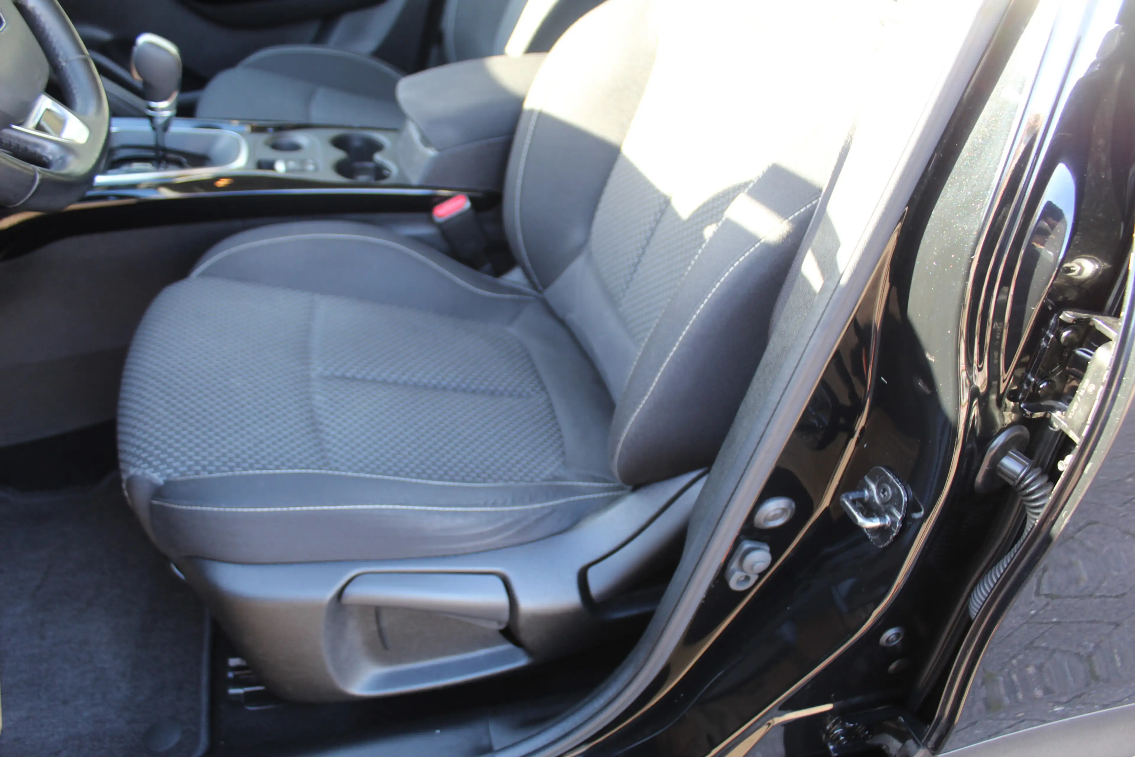 Renault Kadjar 1.2-130pk TCe Limited AUTOMAAT 1500kg Trekgewicht — photo 5