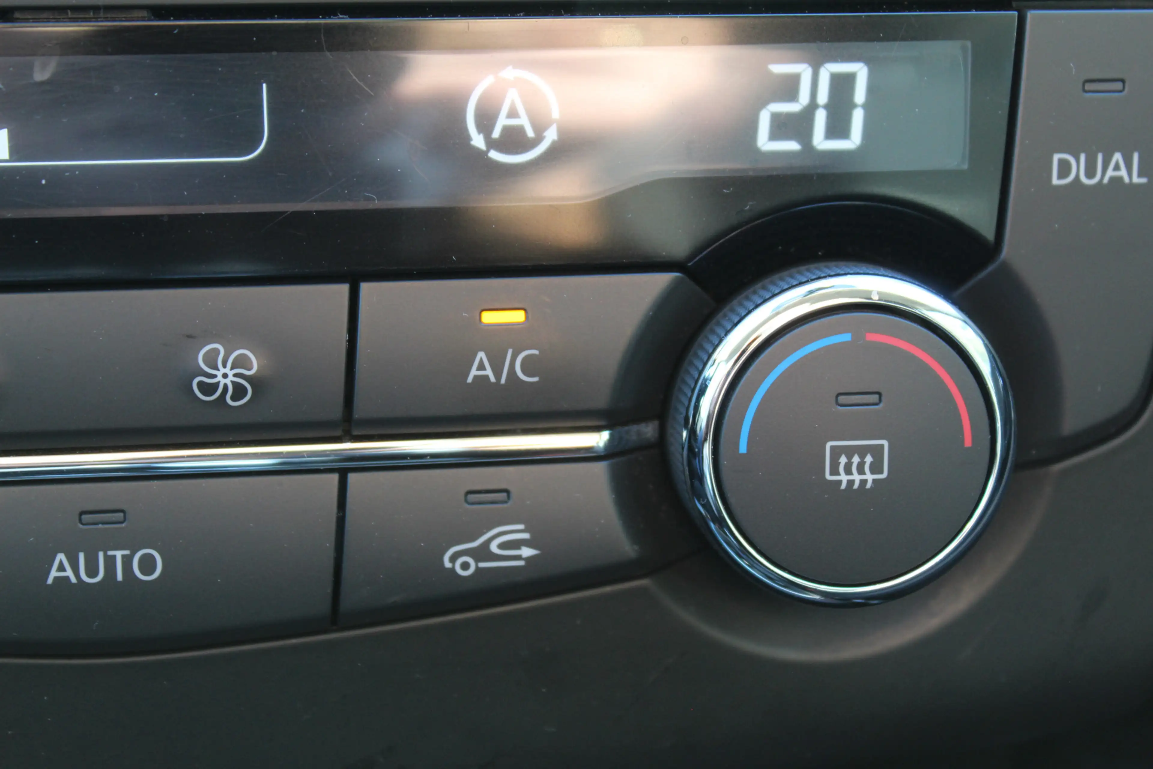 Renault Kadjar 1.2-130pk TCe Limited AUTOMAAT 1500kg Trekgewicht — photo 22