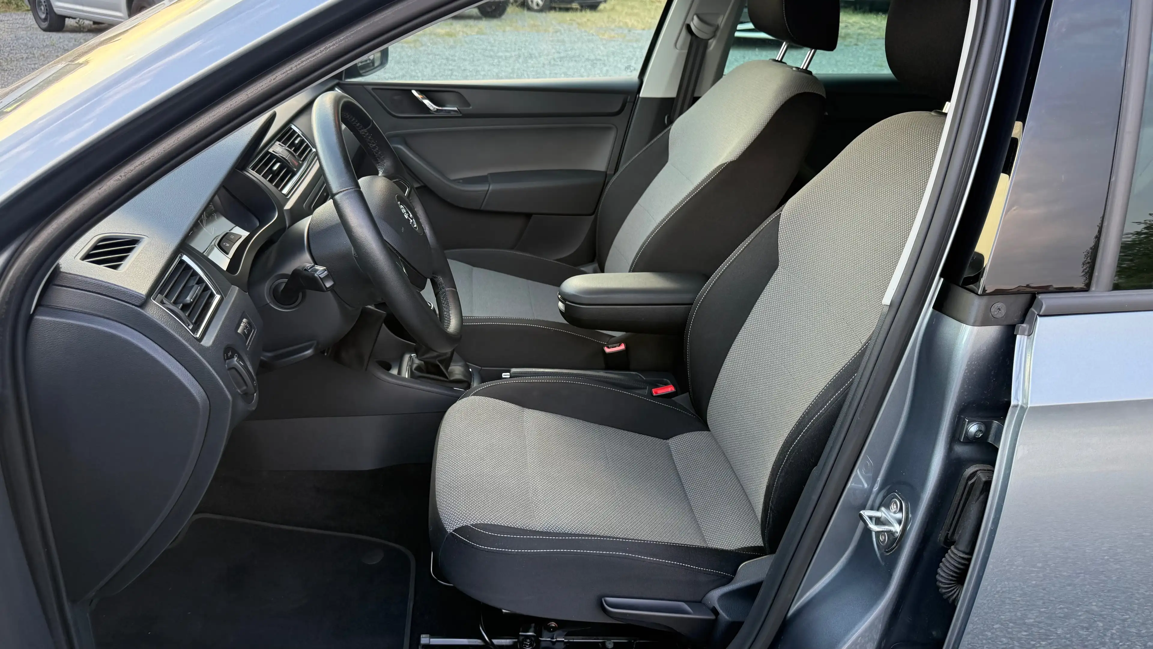 Skoda Rapid/Spaceback Elegance — photo 10