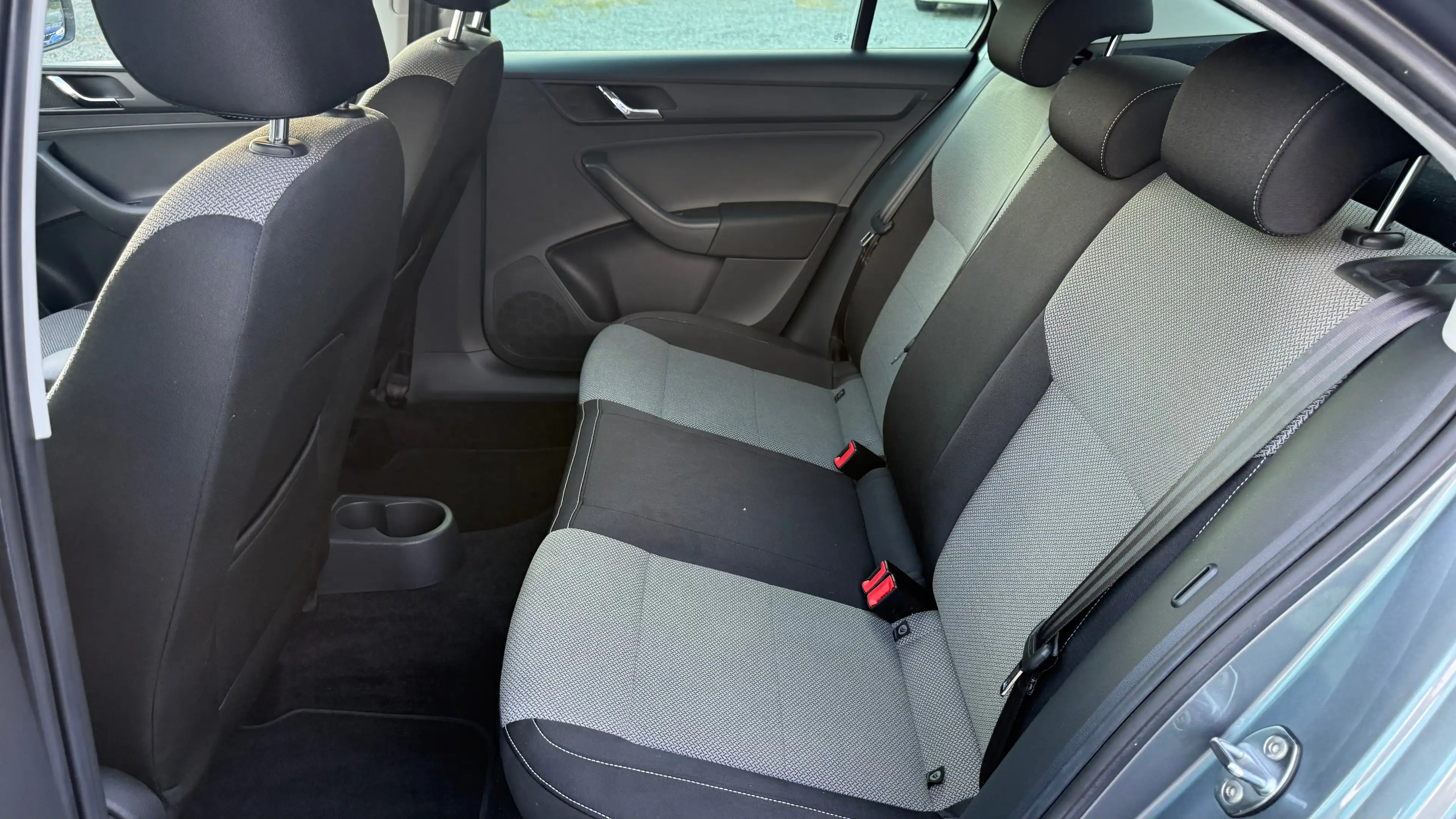 Skoda Rapid/Spaceback Elegance — photo 13