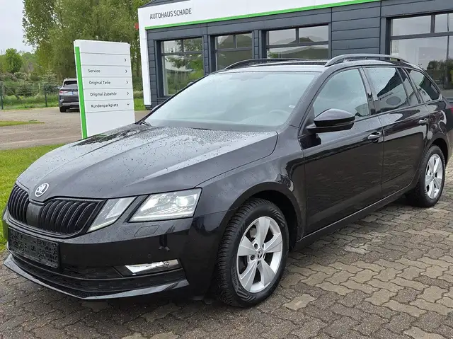 Skoda Octavia Octavia III Combi Diesel Combi 2.0 TDI DSG Style