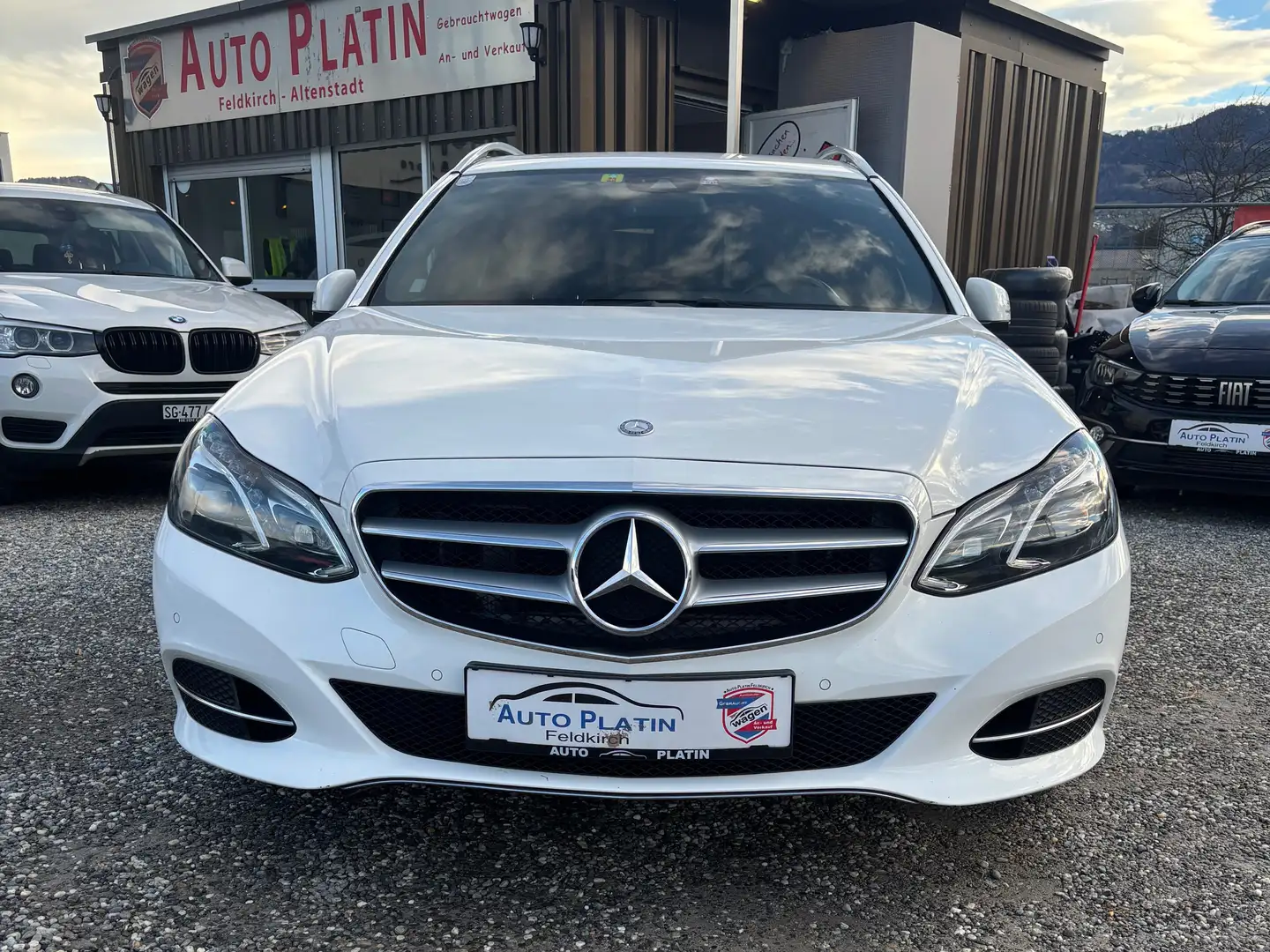 Mercedes-Benz E 220 E 220 BlueTec (212.201) Weiß - 1