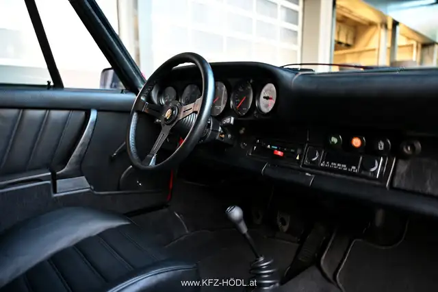 Porsche 911 Turbo Vollrestauriert Ansicht 13