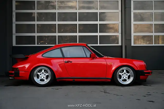 Porsche 911 Turbo Vollrestauriert Ansicht 6