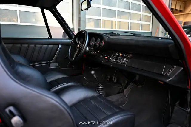 Porsche 911 Turbo Vollrestauriert Ansicht 11