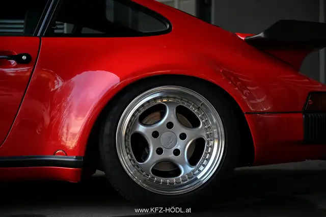 Porsche 911 Turbo Vollrestauriert Ansicht 9