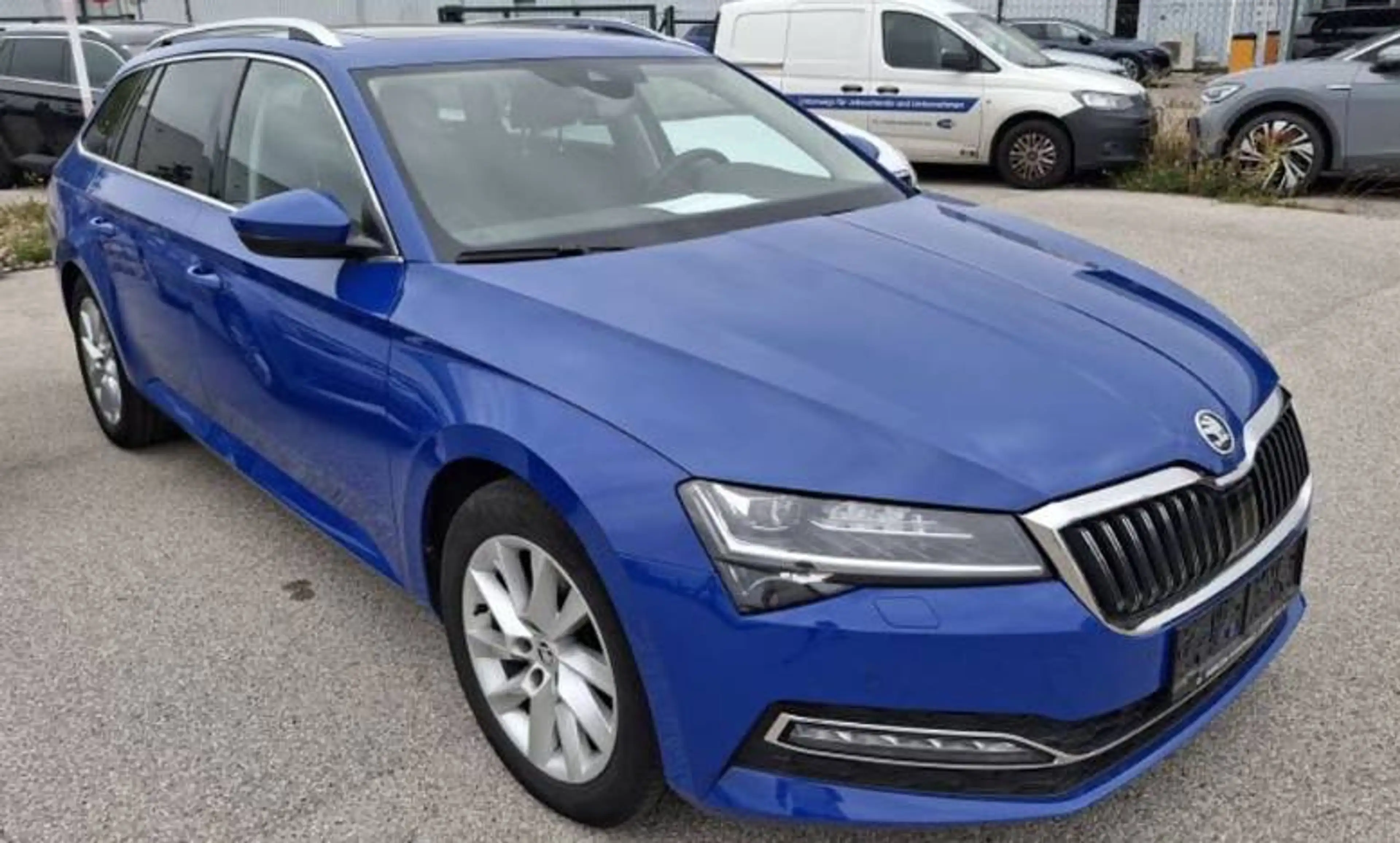 Skoda Superb Škoda SUPERB Combi Style TDI Händler Preis — photo 8