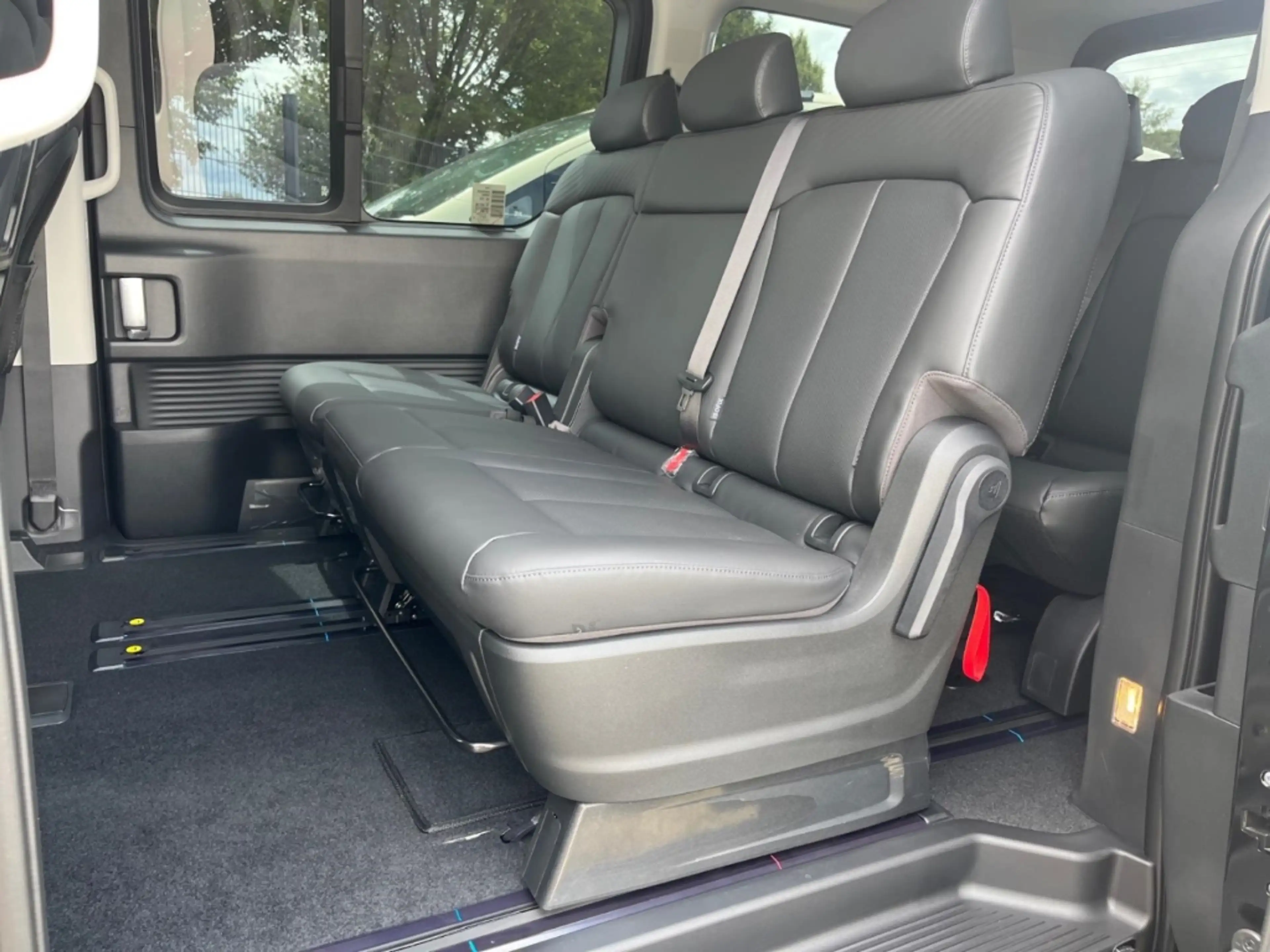 Hyundai STARIA Prime HEV 9-Sitzer Automatik Leder 360°-Kamera (SV — photo 9