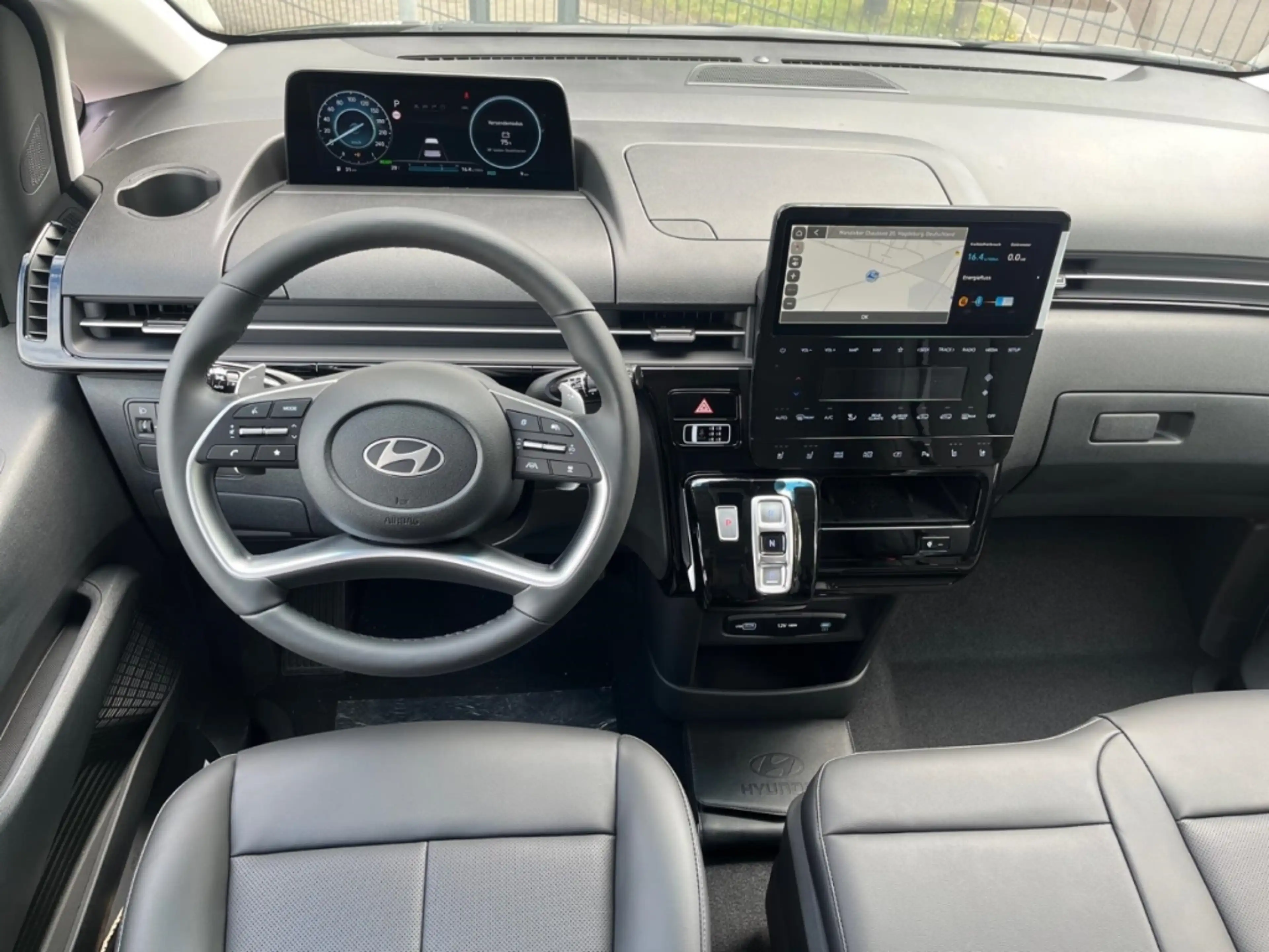 Hyundai STARIA Prime HEV 9-Sitzer Automatik Leder 360°-Kamera (SV — photo 6