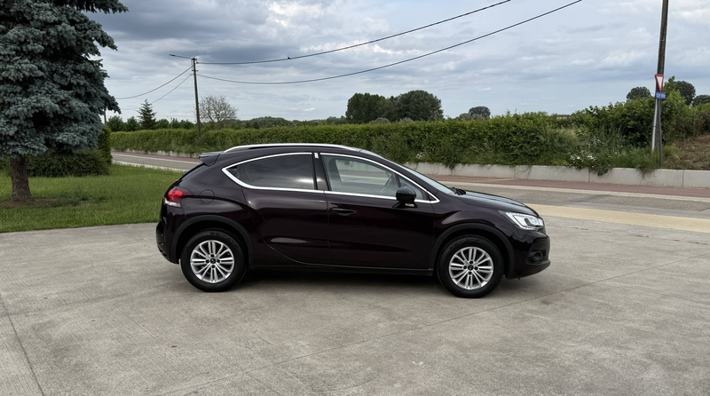 DS Automobiles DS 4 Crossback 1.2i Essence ** CarPlay - Caméra ** GAR 12M — photo 8