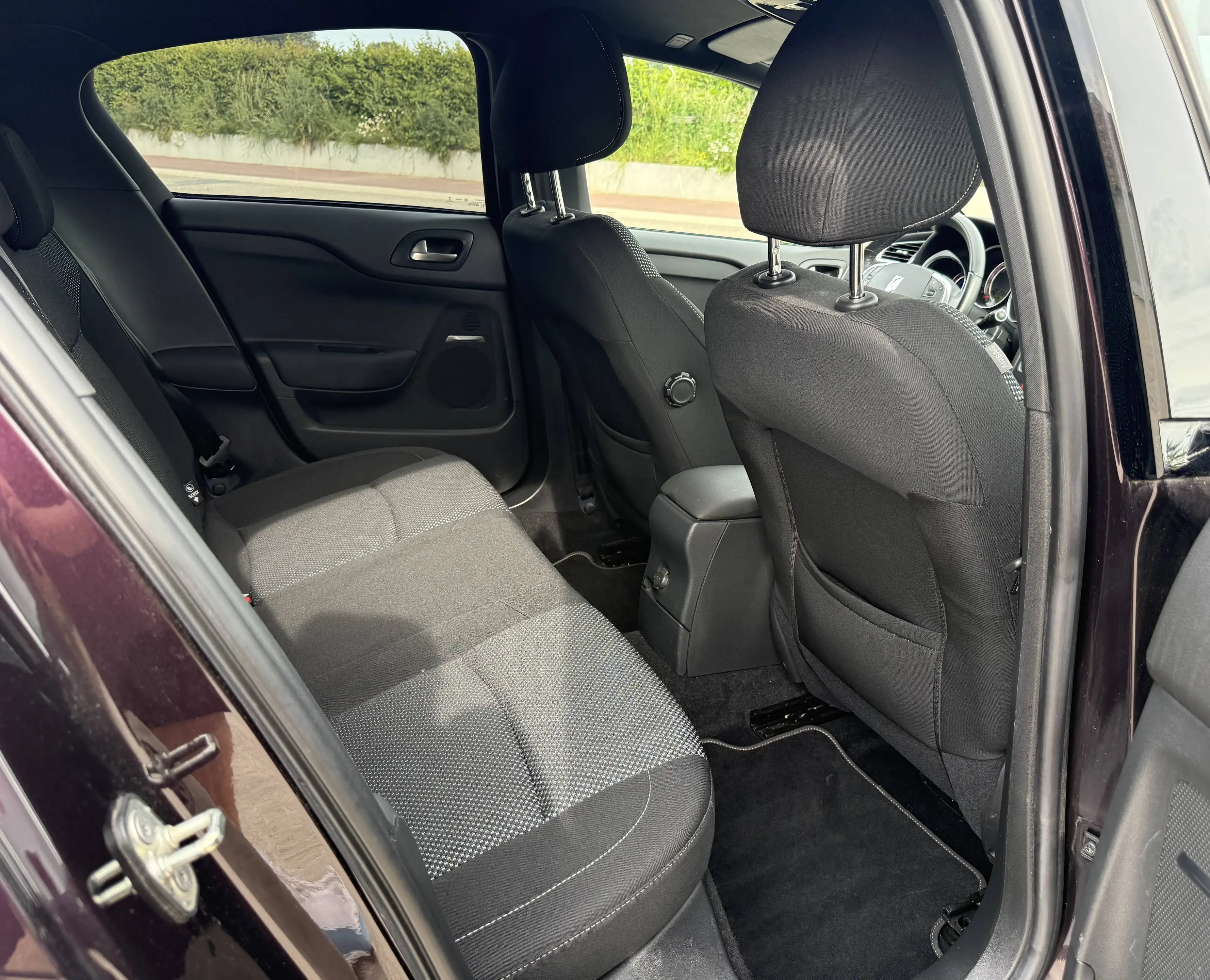 DS Automobiles DS 4 Crossback 1.2i Essence ** CarPlay - Caméra ** GAR 12M — photo 15