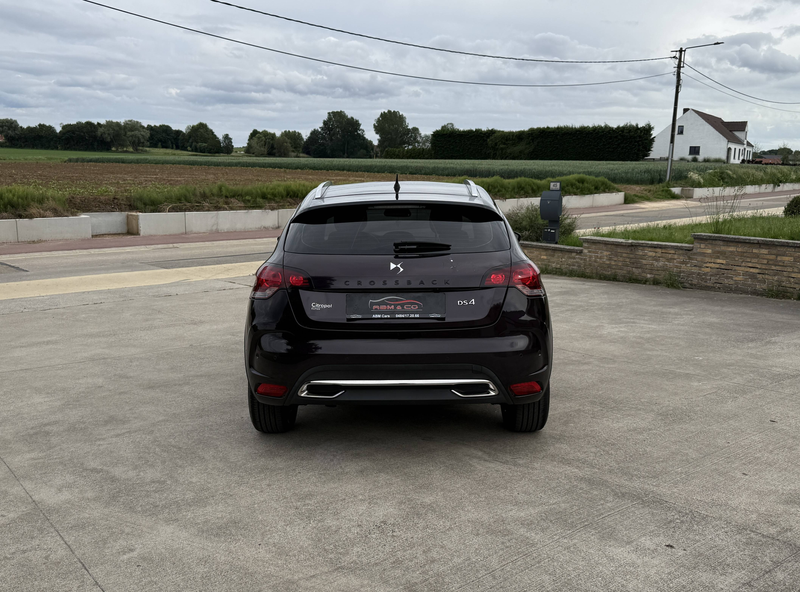 DS Automobiles DS 4 Crossback 1.2i Essence ** CarPlay - Caméra ** GAR 12M — photo 6