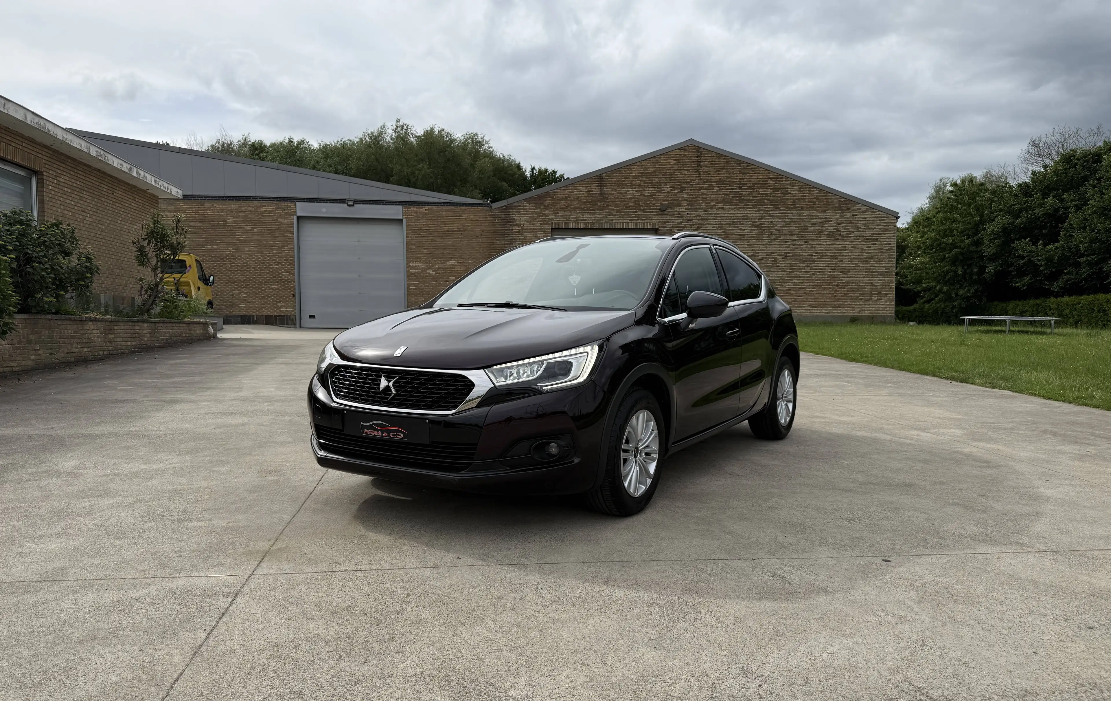 DS Automobiles DS 4 Crossback 1.2i Essence ** CarPlay - Caméra ** GAR 12M — photo 2
