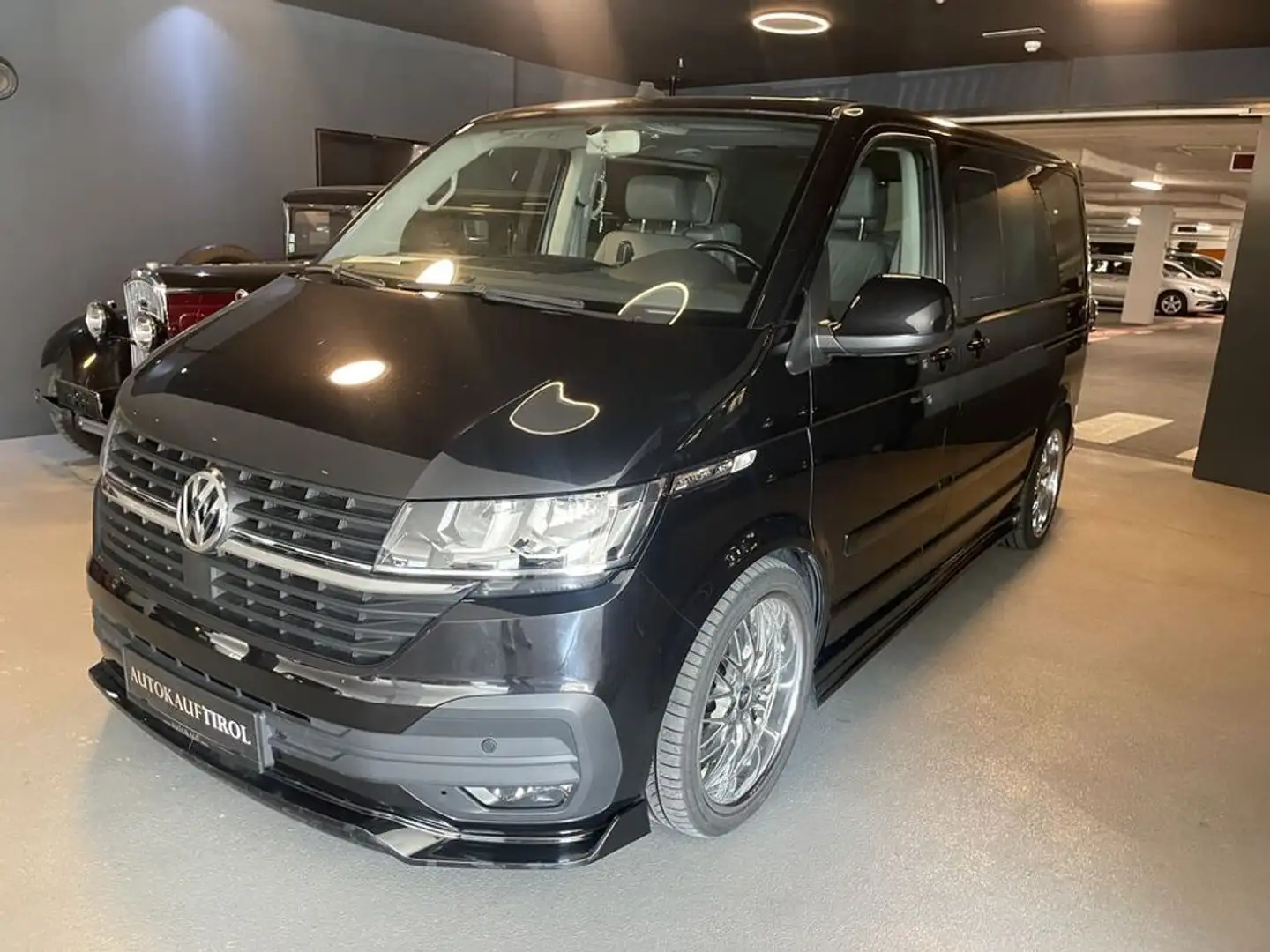 Volkswagen T5 Multivan Highline Schwarz - 1