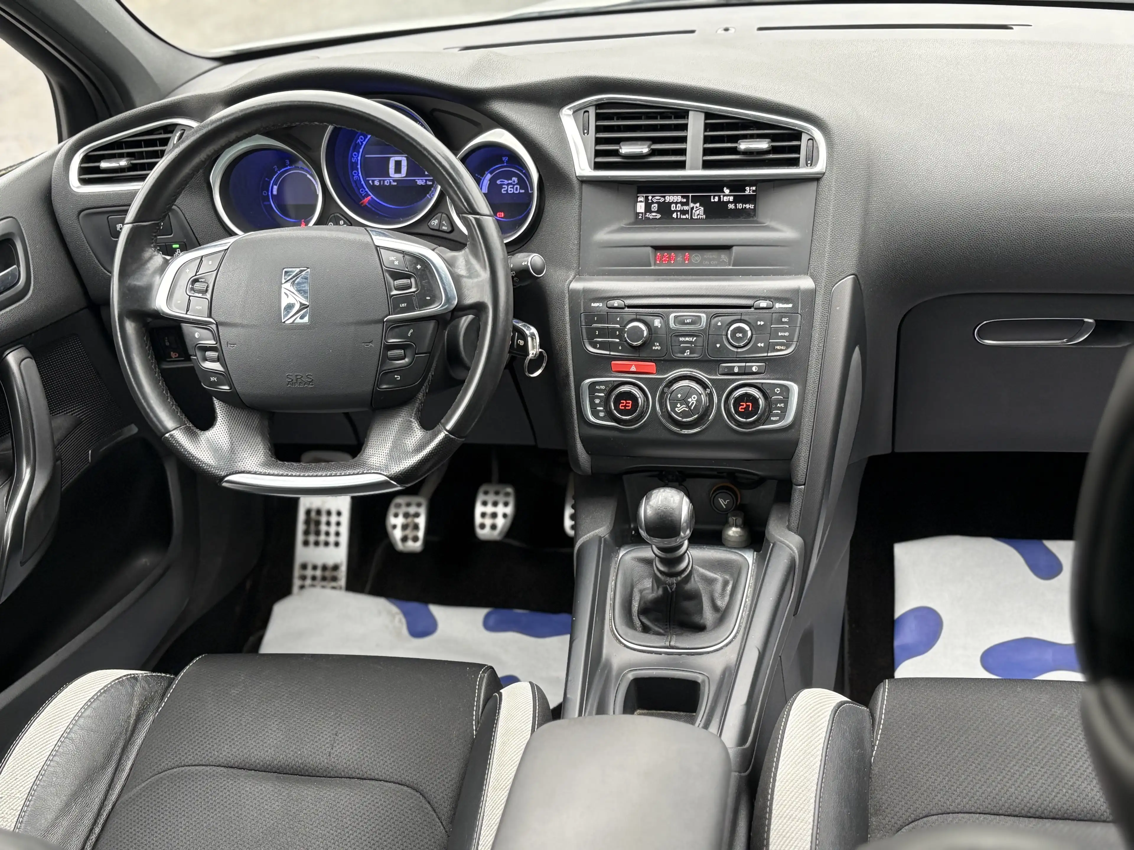 Citroen DS4 DS4 1.6 e-HDi — photo 12