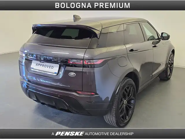 Land Rover Range Rover Evoque view 2