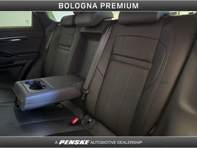 Land Rover Range Rover Evoque view 14