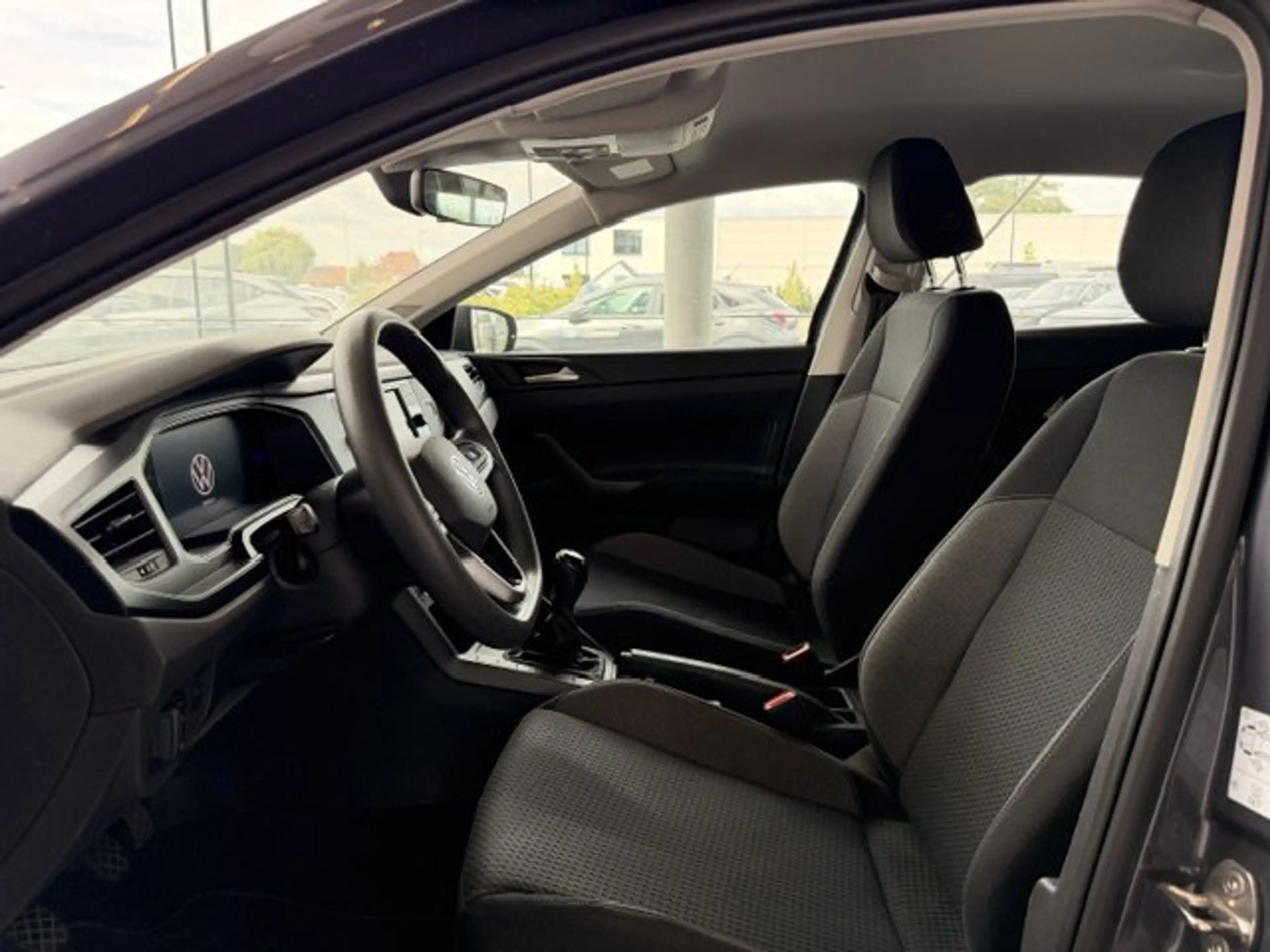 Volkswagen Polo FRECH 1.0 BENZINE MET SLECHTS 33000KM!!!!! — photo 9