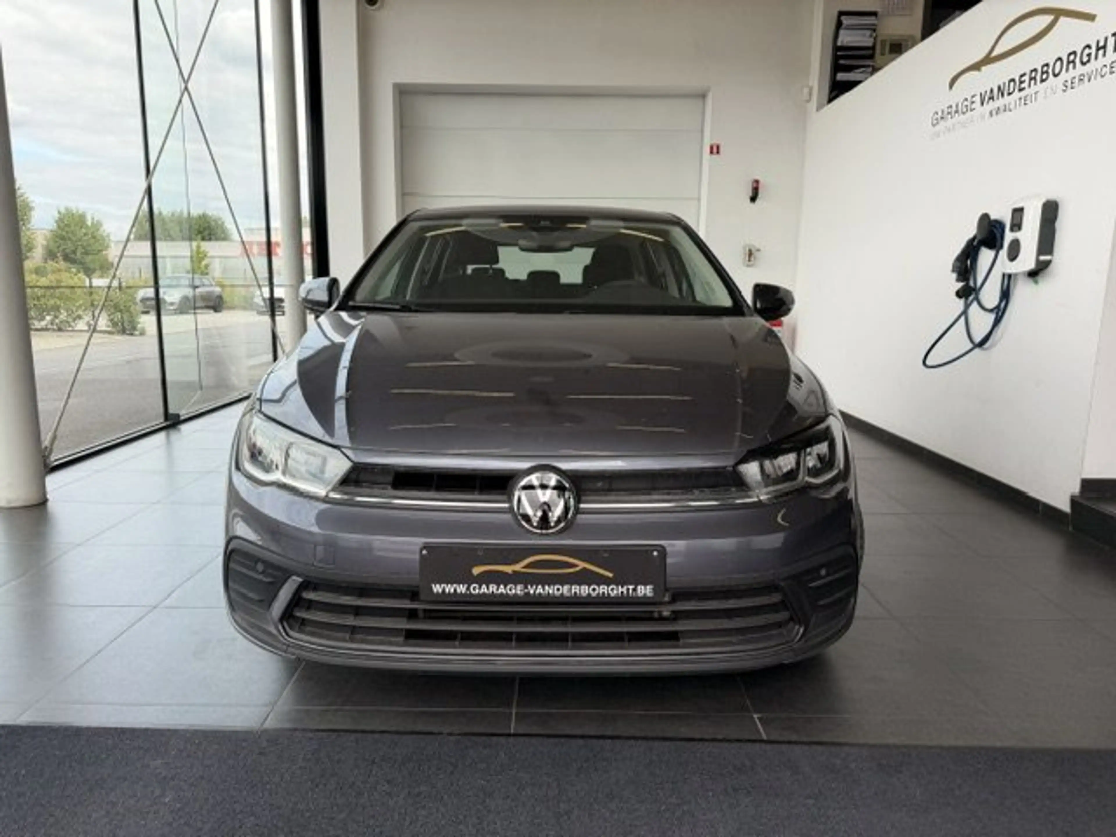 Volkswagen Polo FRECH 1.0 BENZINE MET SLECHTS 33000KM!!!!! — photo 2