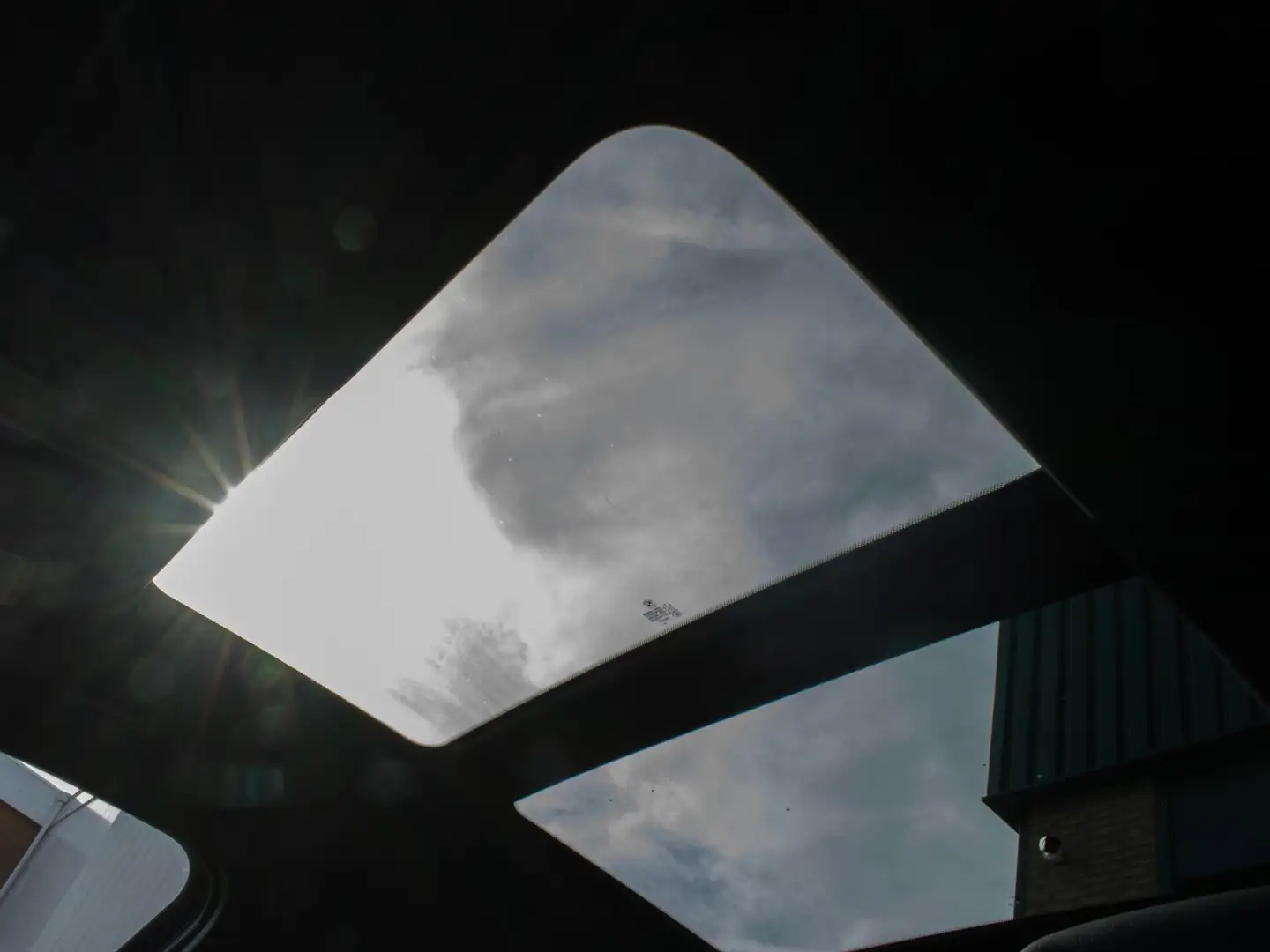 BMW X1 XDrive28i M Sport (6 CILINDER,PANORAMADAK,NAVI,LED Marrón - 2