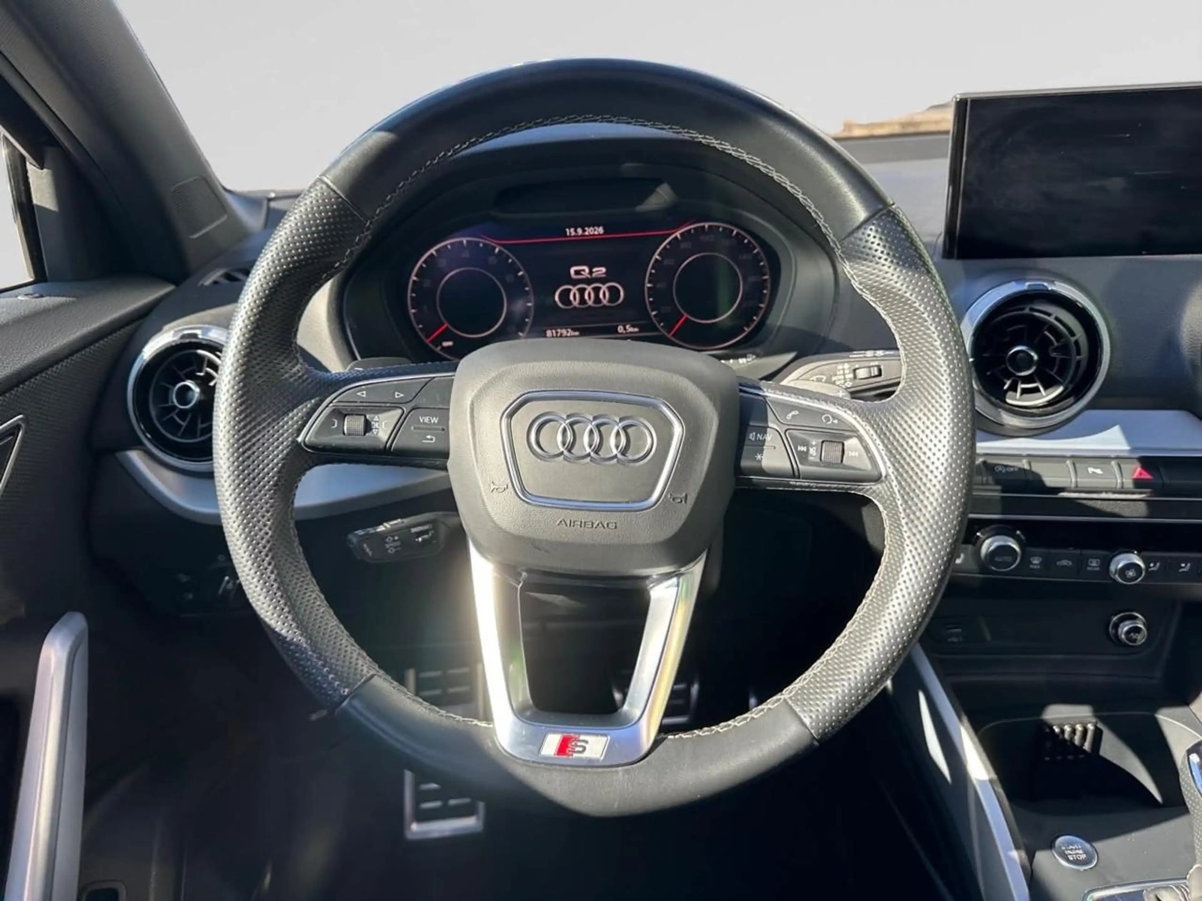 Audi Q2 35 TFSI Business Edition S line S tronic — photo 13