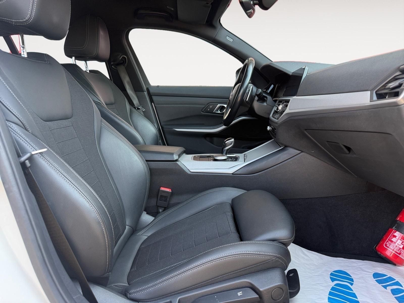 BMW 320 3 Touring 320 d Advantage Navi Leder — photo 8