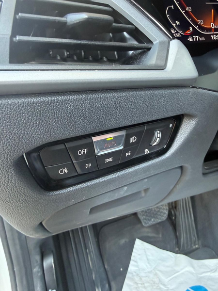 BMW 320 3 Touring 320 d Advantage Navi Leder — photo 12