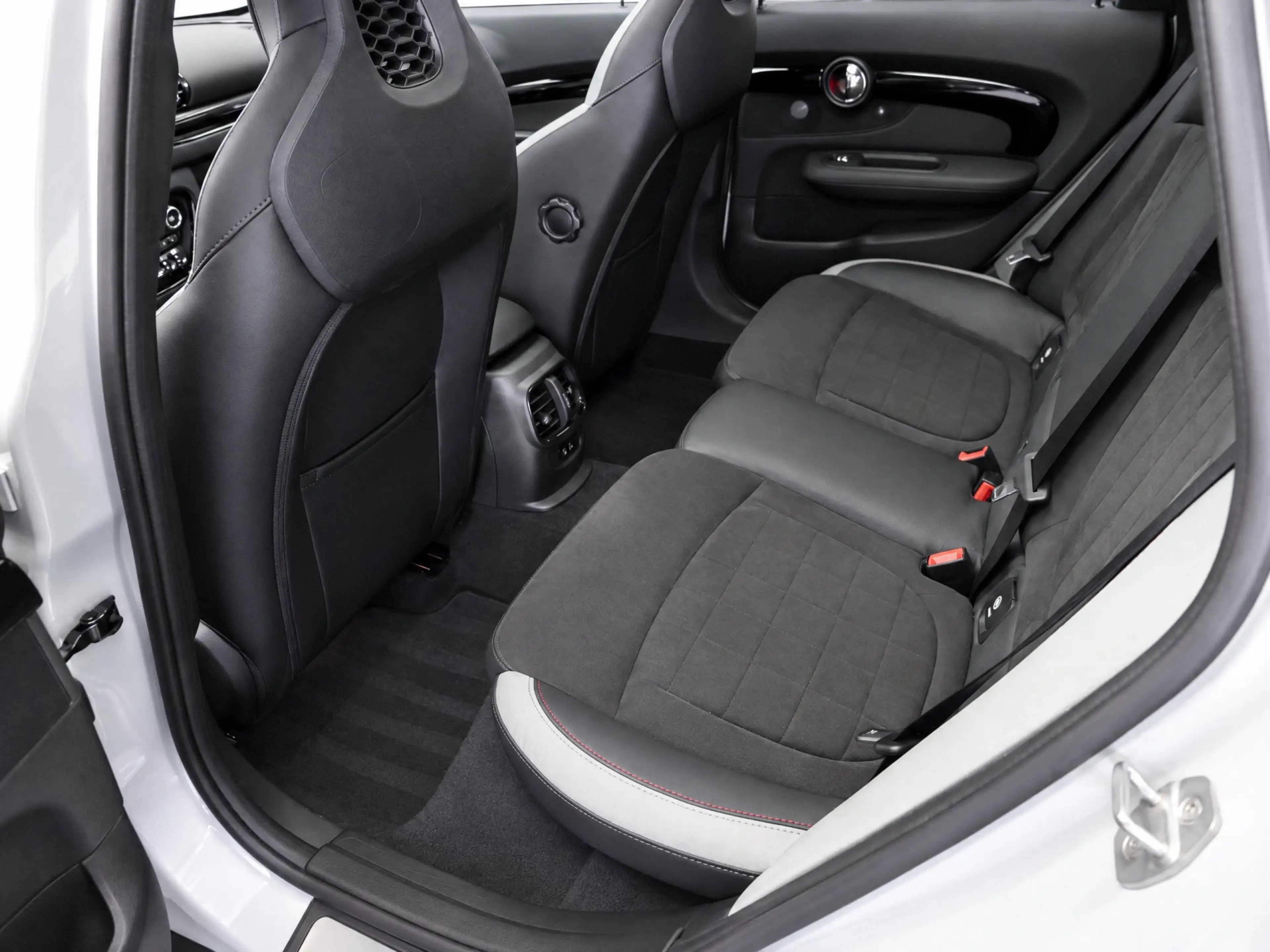 MINI John Cooper Works Clubman JCW ALL4 Automaat / Panoramadak / JCW Sportstoelen — photo 10