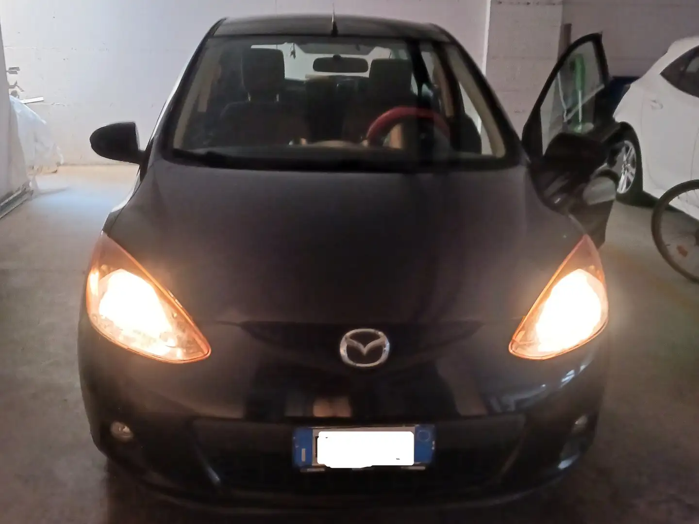 Mazda 2 2 5p 1.3 Play 75cv Nero - 1