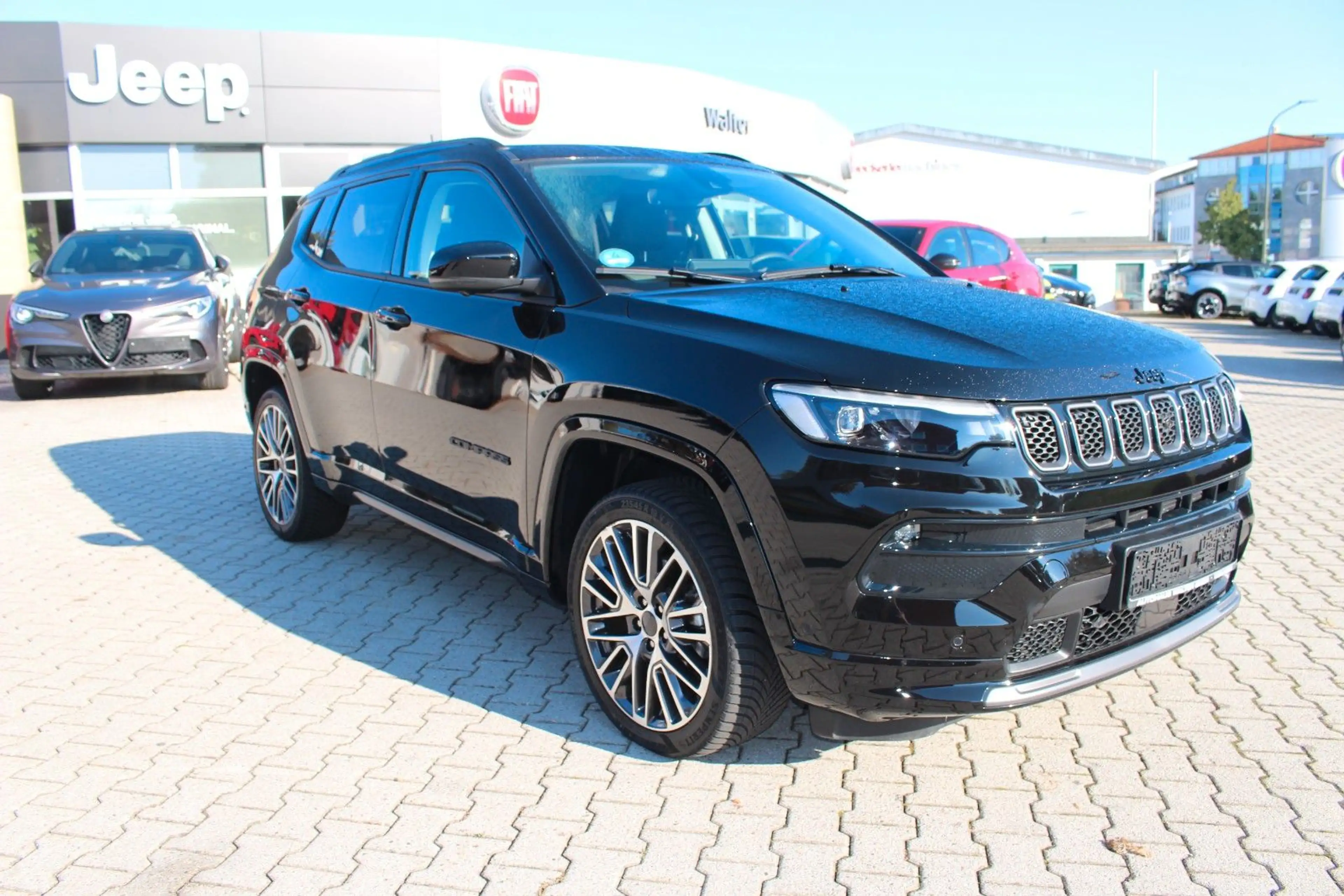 Jeep Compass Summit Mild-Hybrid FWD 360°KAM/LED/8FACH — photo 4