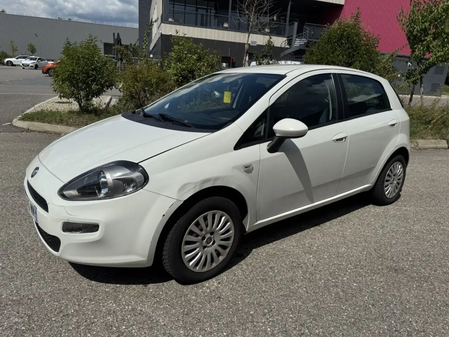 Fiat Punto Evo Fiat punto evo 1.4 ct ok clim blue&me distribution Bílá - 1