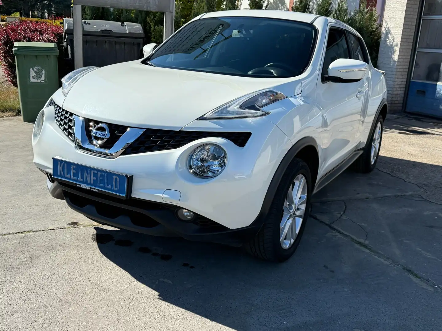 Nissan Juke 1.2 DIG-T "N-Way" 4x2 Navi-RD/CD-Klimaauto.-Rca... Blanc - 1