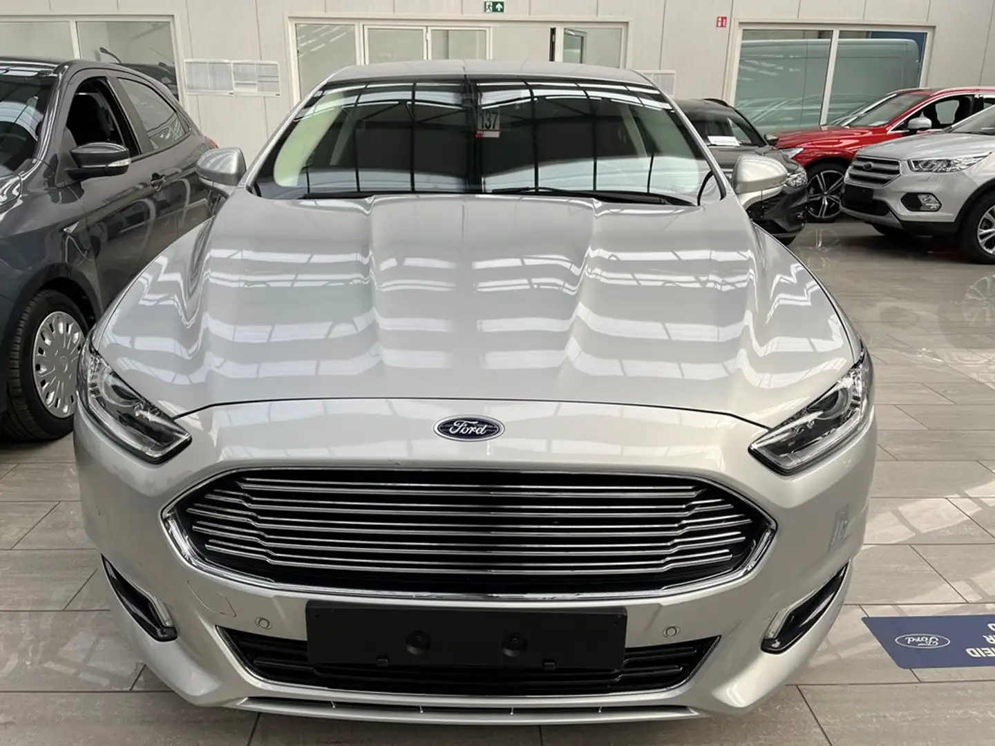 Ford Mondeo TDCi Business Class AUT Zilver - 2