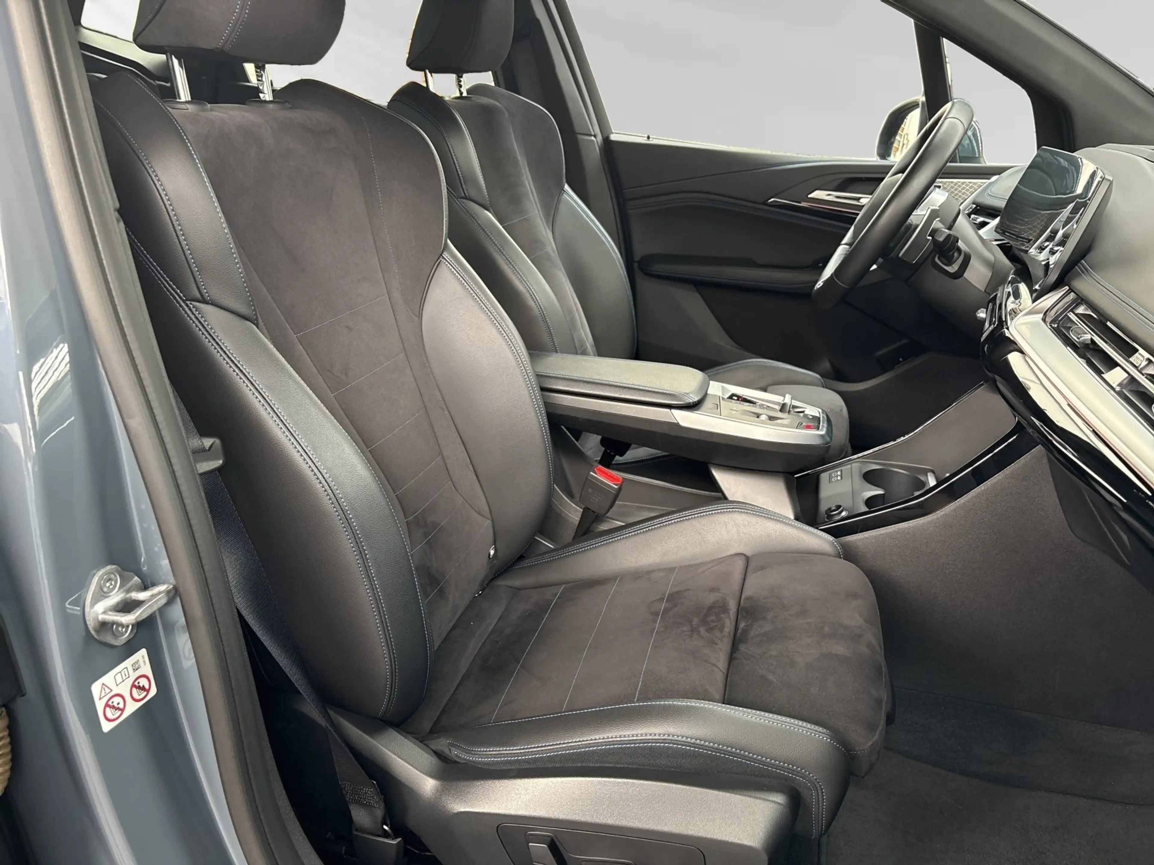 BMW 223 i Active Tourer M Sport|AHK|Pano|Head-Up|H/K — photo 8