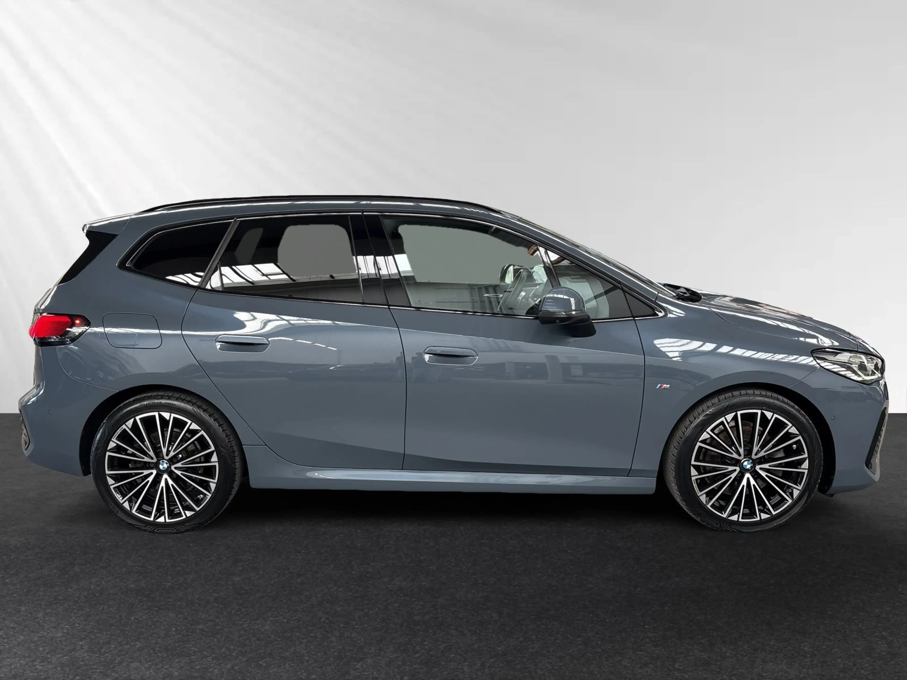 BMW 223 i Active Tourer M Sport|AHK|Pano|Head-Up|H/K — photo 2