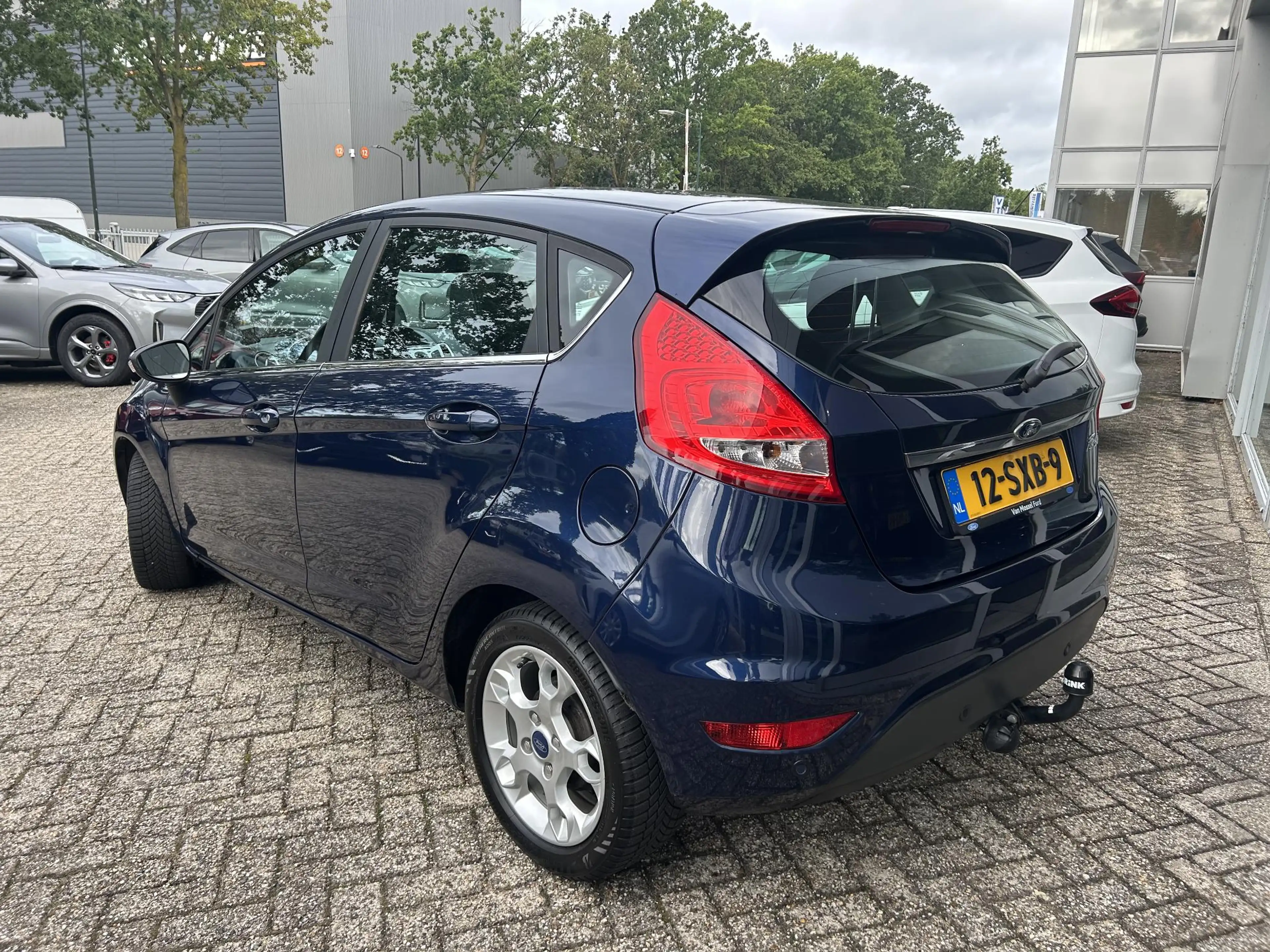 Ford Fiesta 1.25 Titanium — photo 3