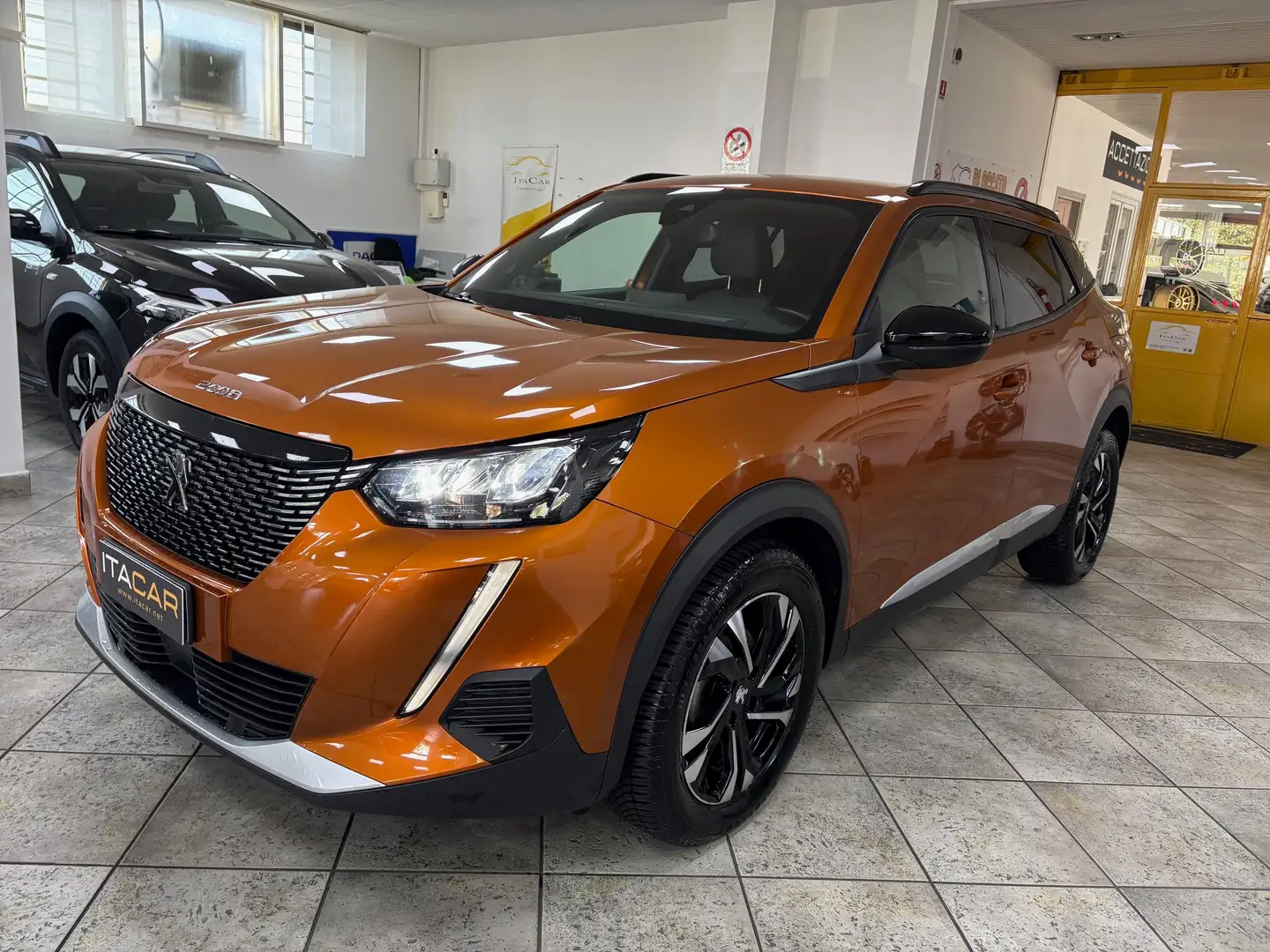 Peugeot 2008 2008 Allure Orange - 2