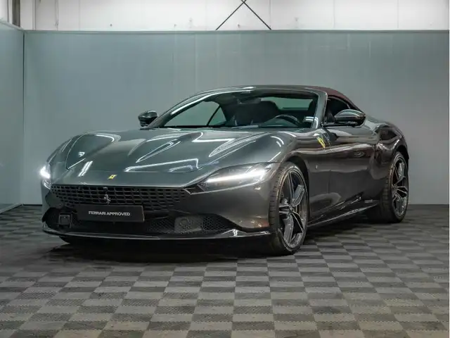 Ferrari Roma Spider