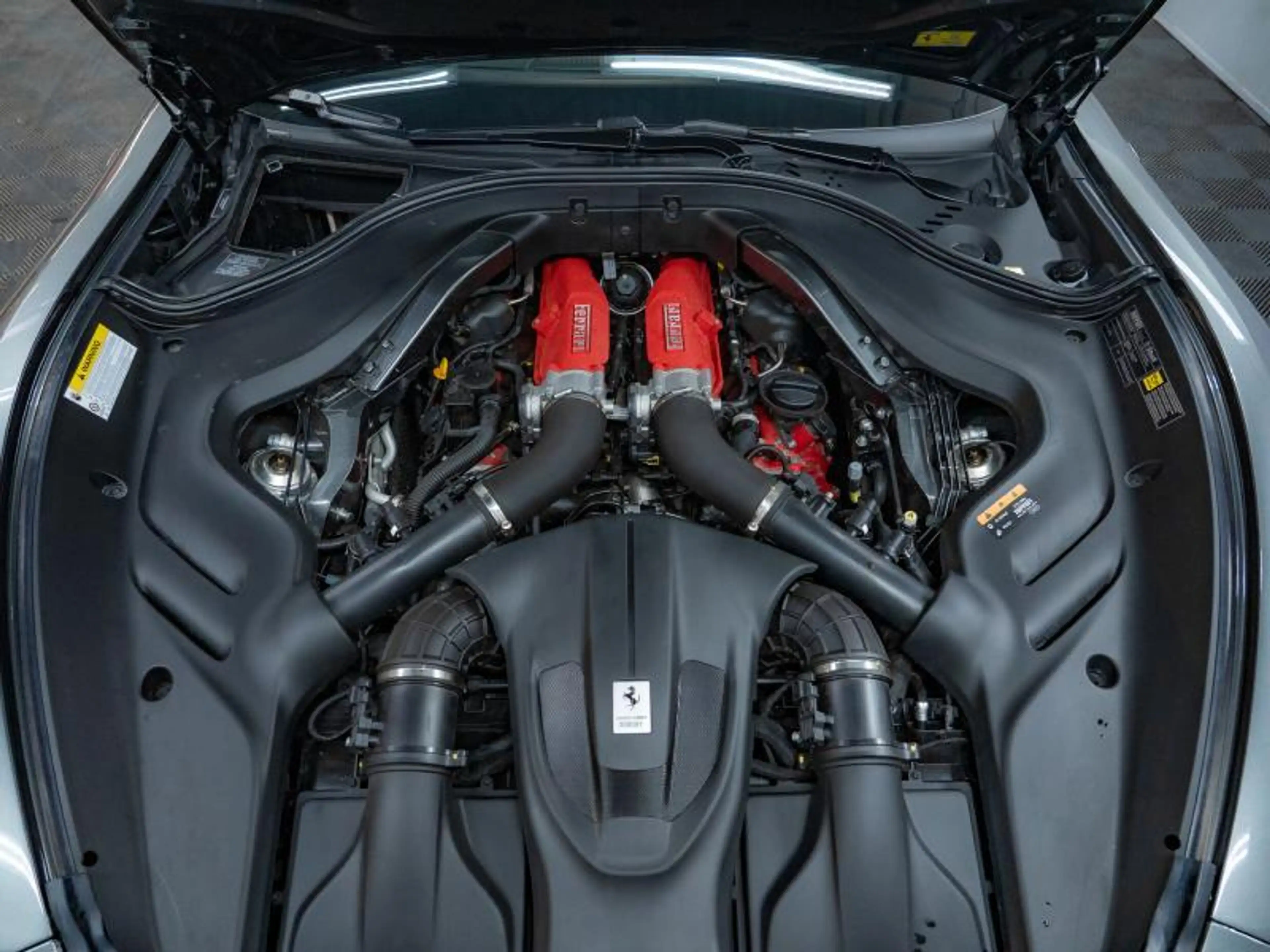 Ferrari Roma Spider — photo 14