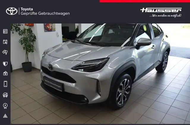 Toyota Yaris Hybrid 130PS Teamplayer*Allwetter