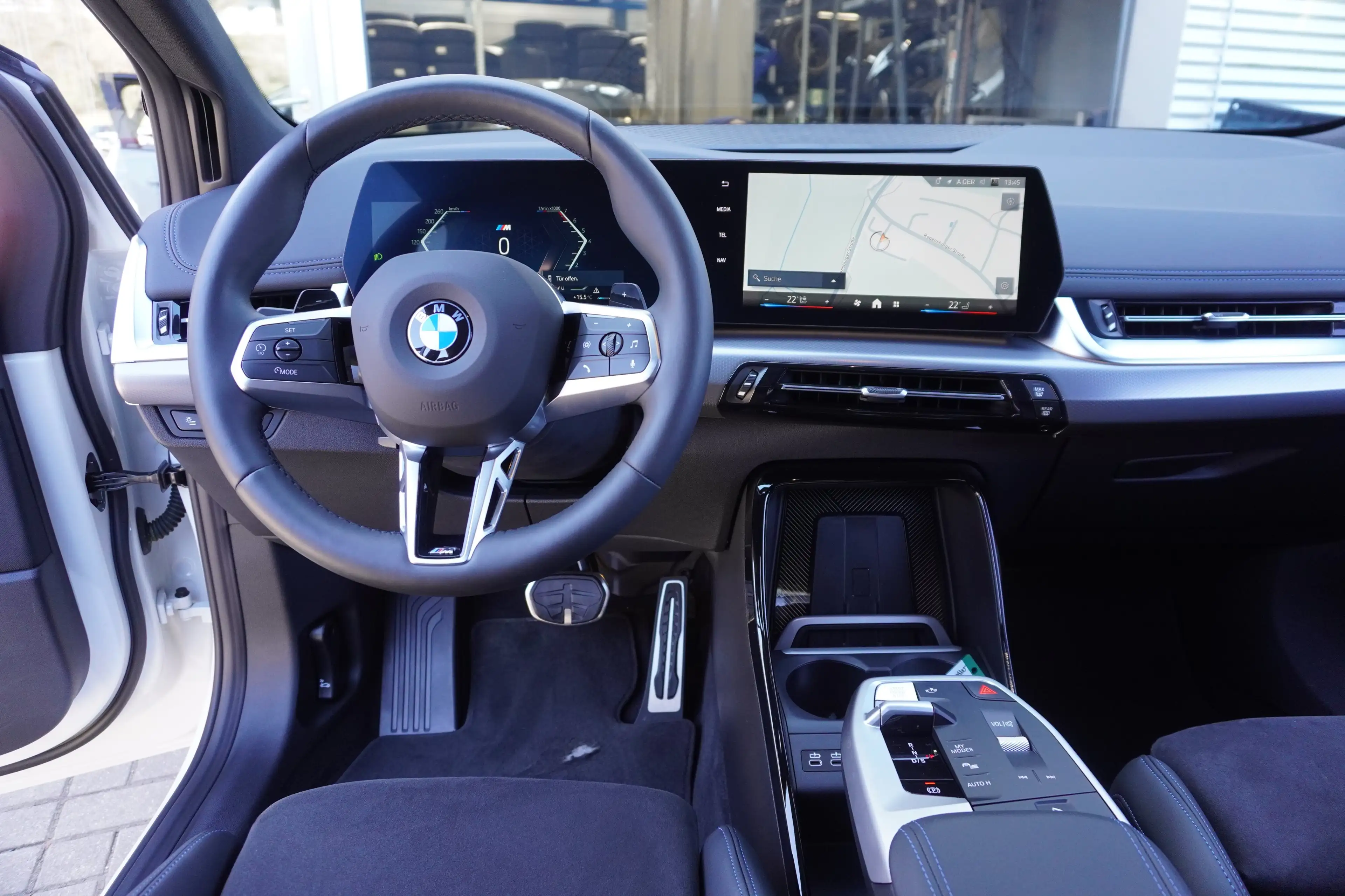 BMW 218 i Active Tourer AKTIONSZINS 0,99% eff M Sport AHK — photo 8