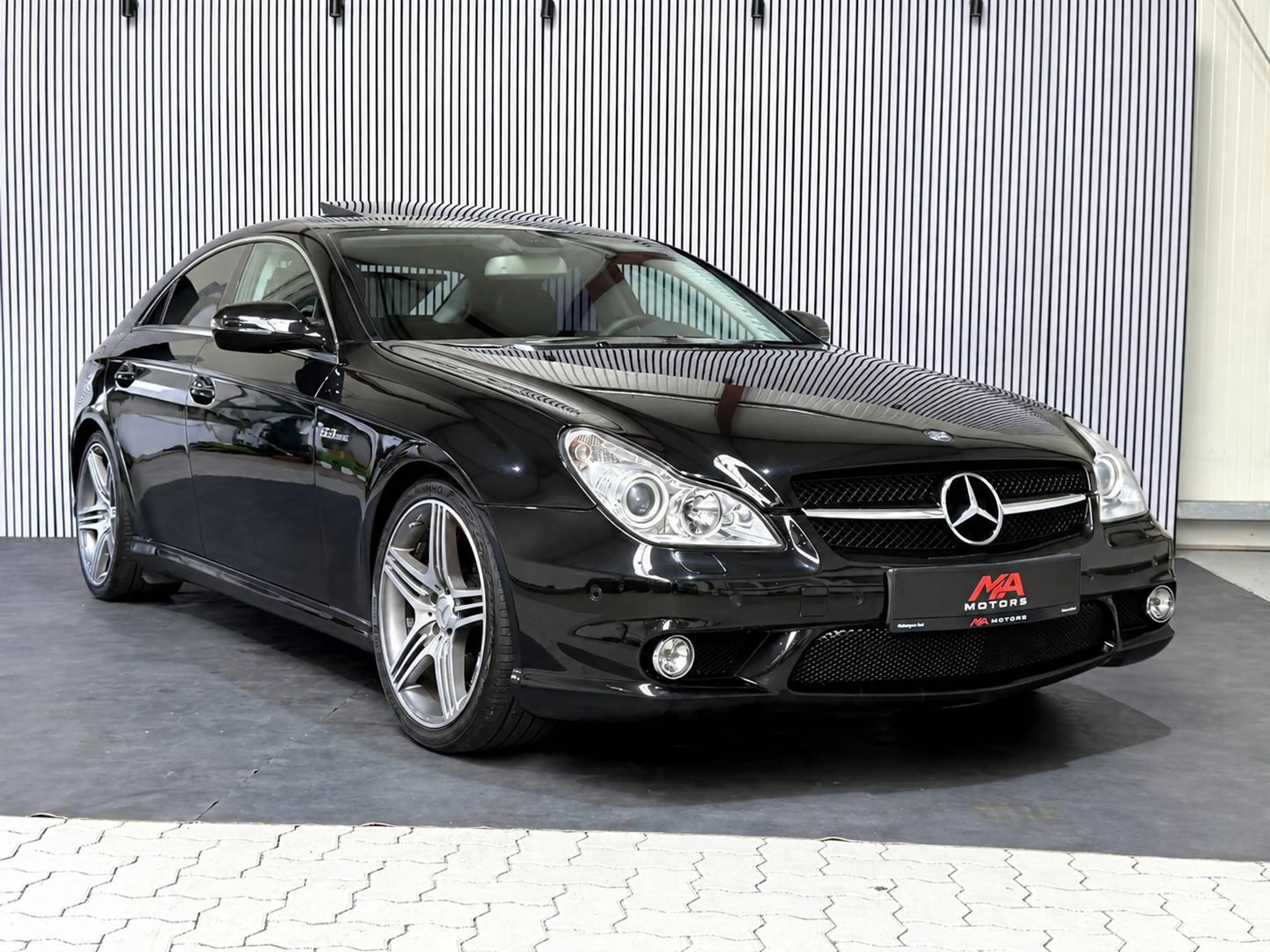 Mercedes-Benz CLS 63 AMG CLS 63 AMG*HARMANKARDON*SCHIEBEDACH*FACELIFT* — photo 3