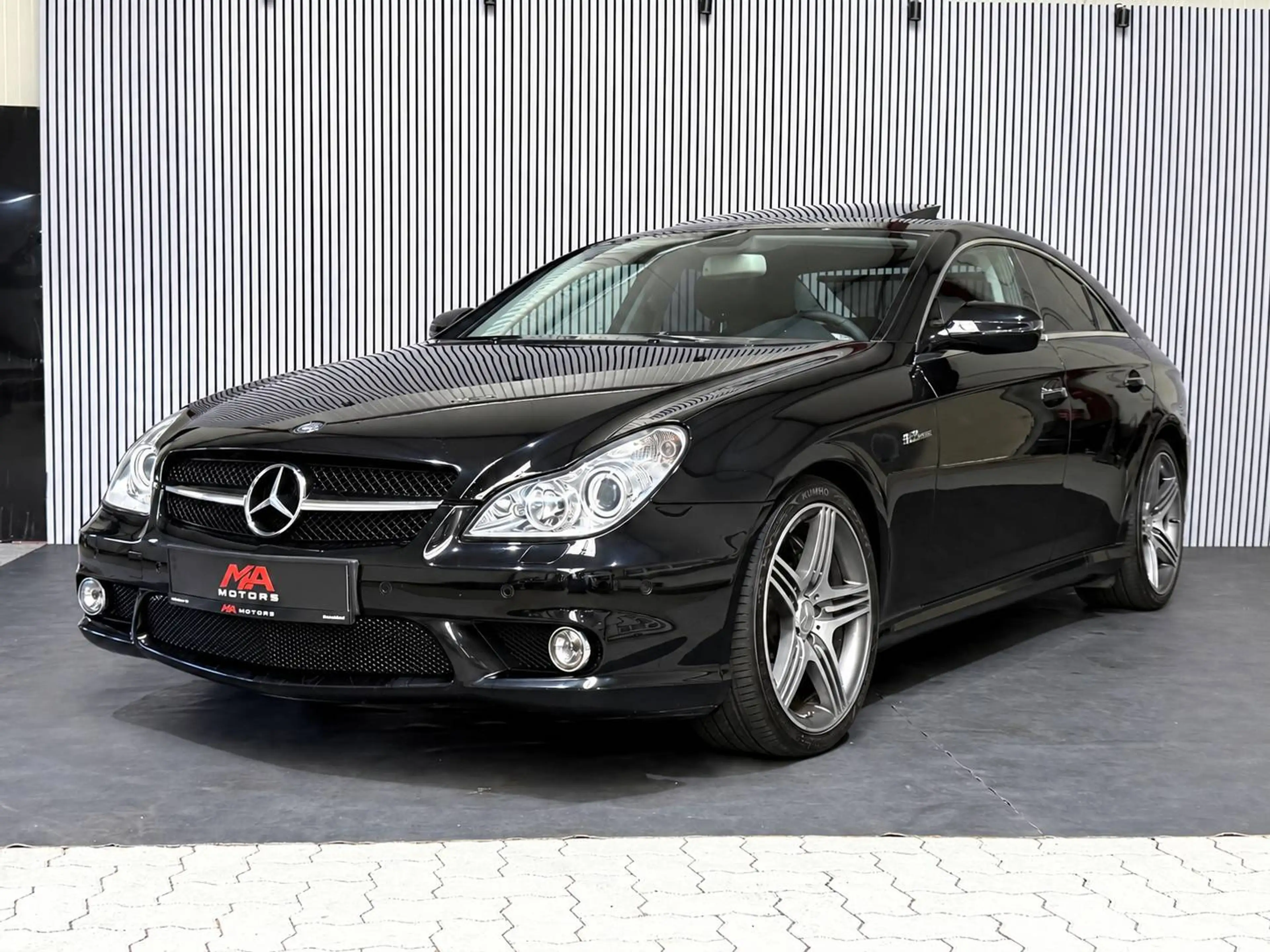 Mercedes-Benz CLS 63 AMG CLS 63 AMG*HARMANKARDON*SCHIEBEDACH*FACELIFT*