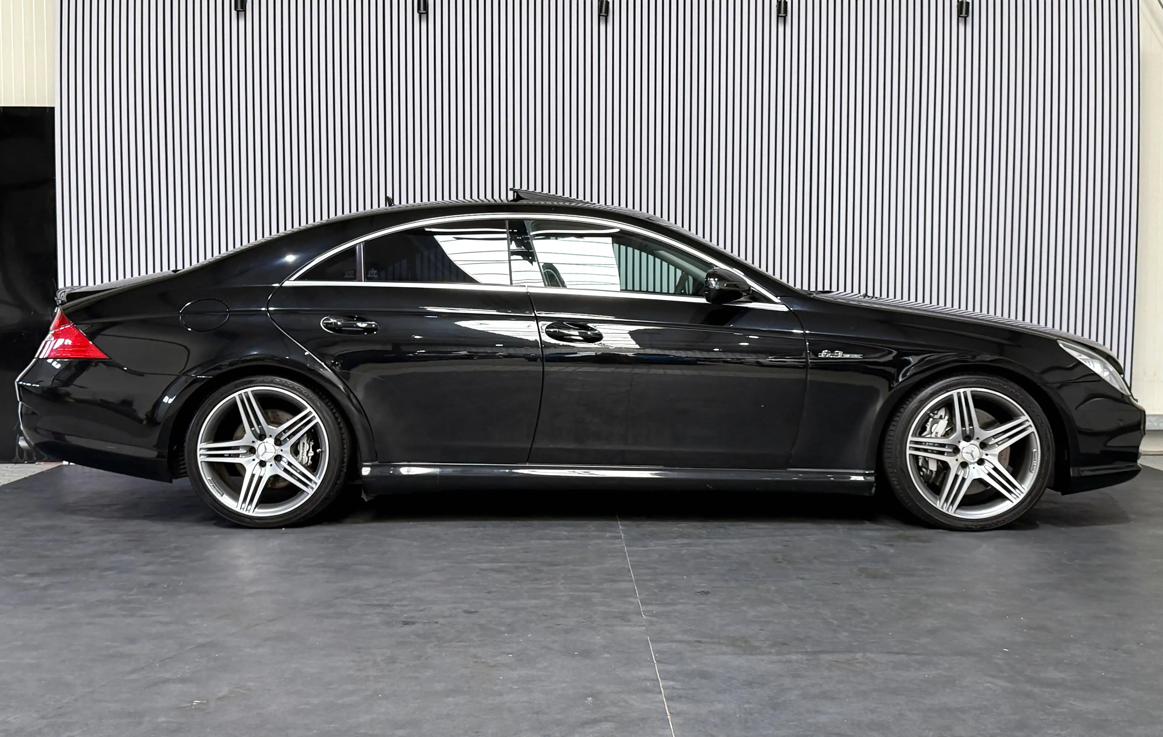 Mercedes-Benz CLS 63 AMG CLS 63 AMG*HARMANKARDON*SCHIEBEDACH*FACELIFT* — photo 5