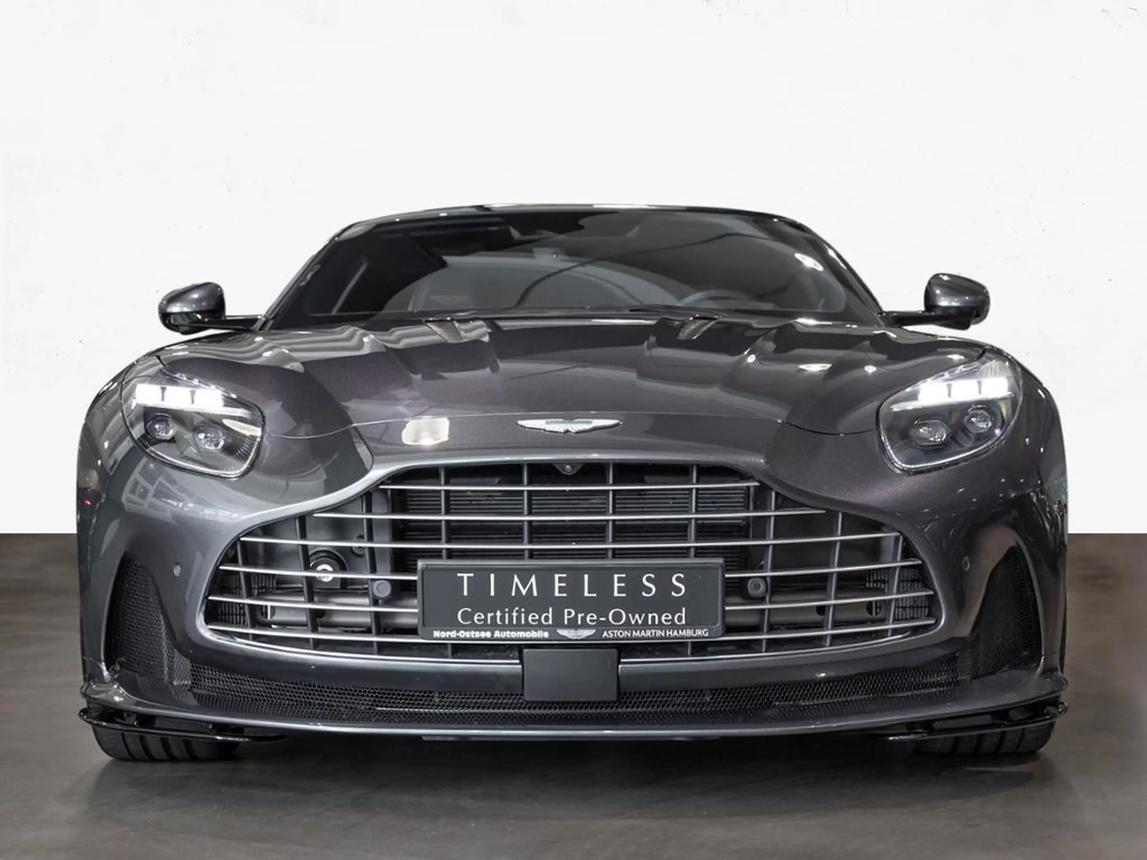 Aston Martin DB12 Coupe Aston Martin Hamburg — photo 7