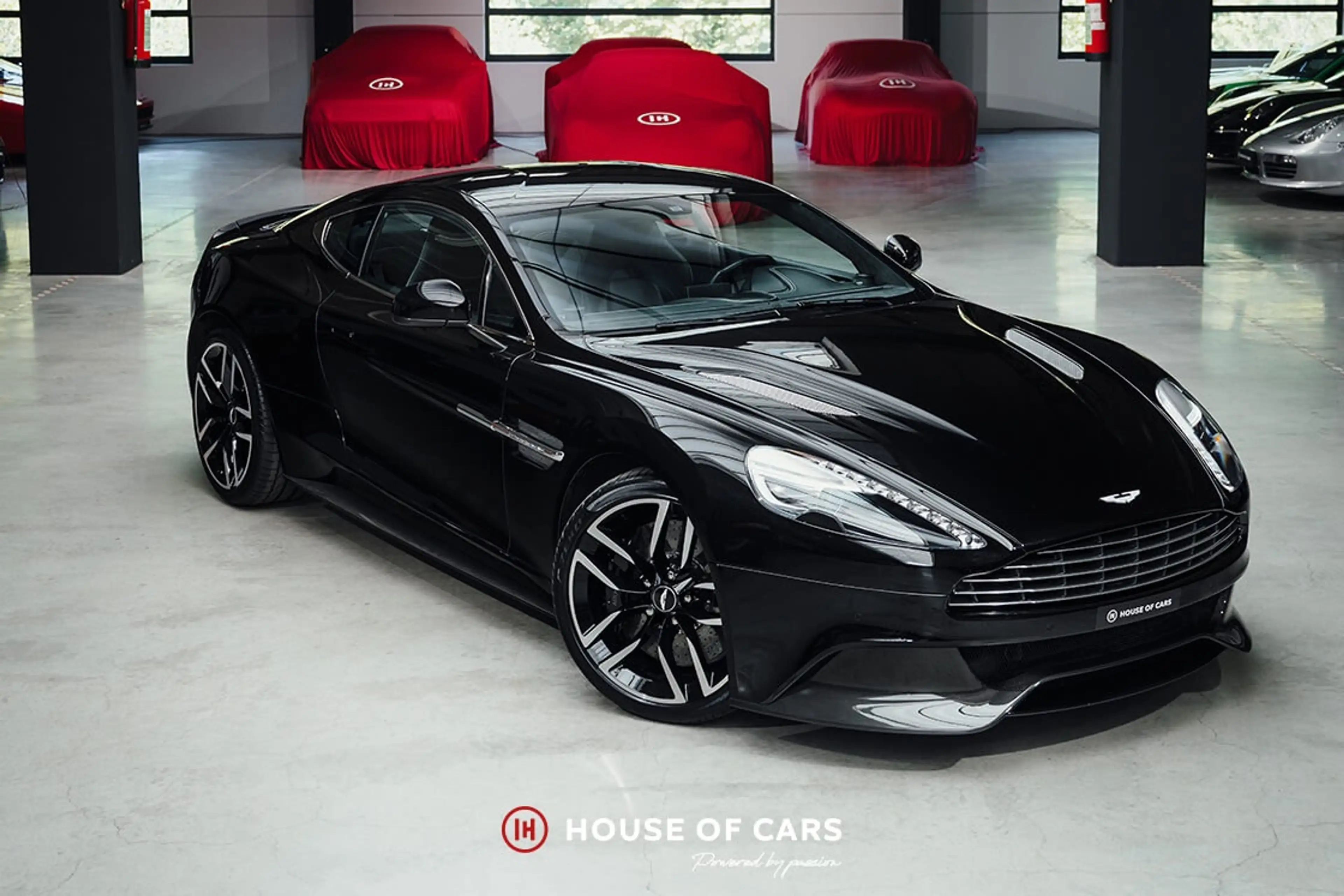 Aston Martin Vanquish II 2+2 TOUCHTRONIC III JUST SERVICED — photo 4